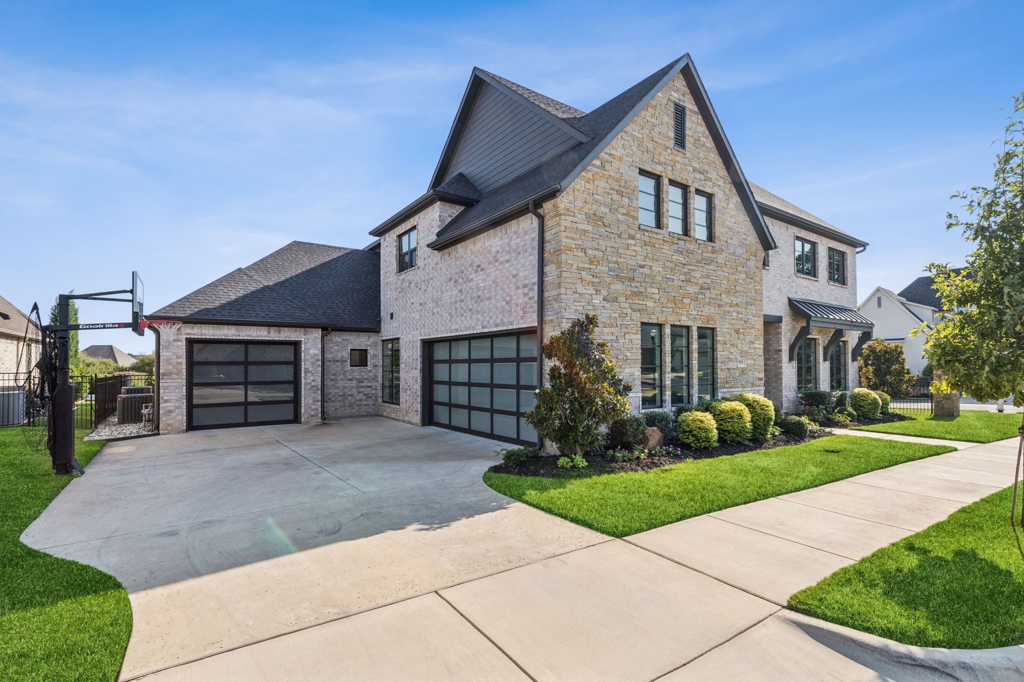 929 Winding Ridge Trail
