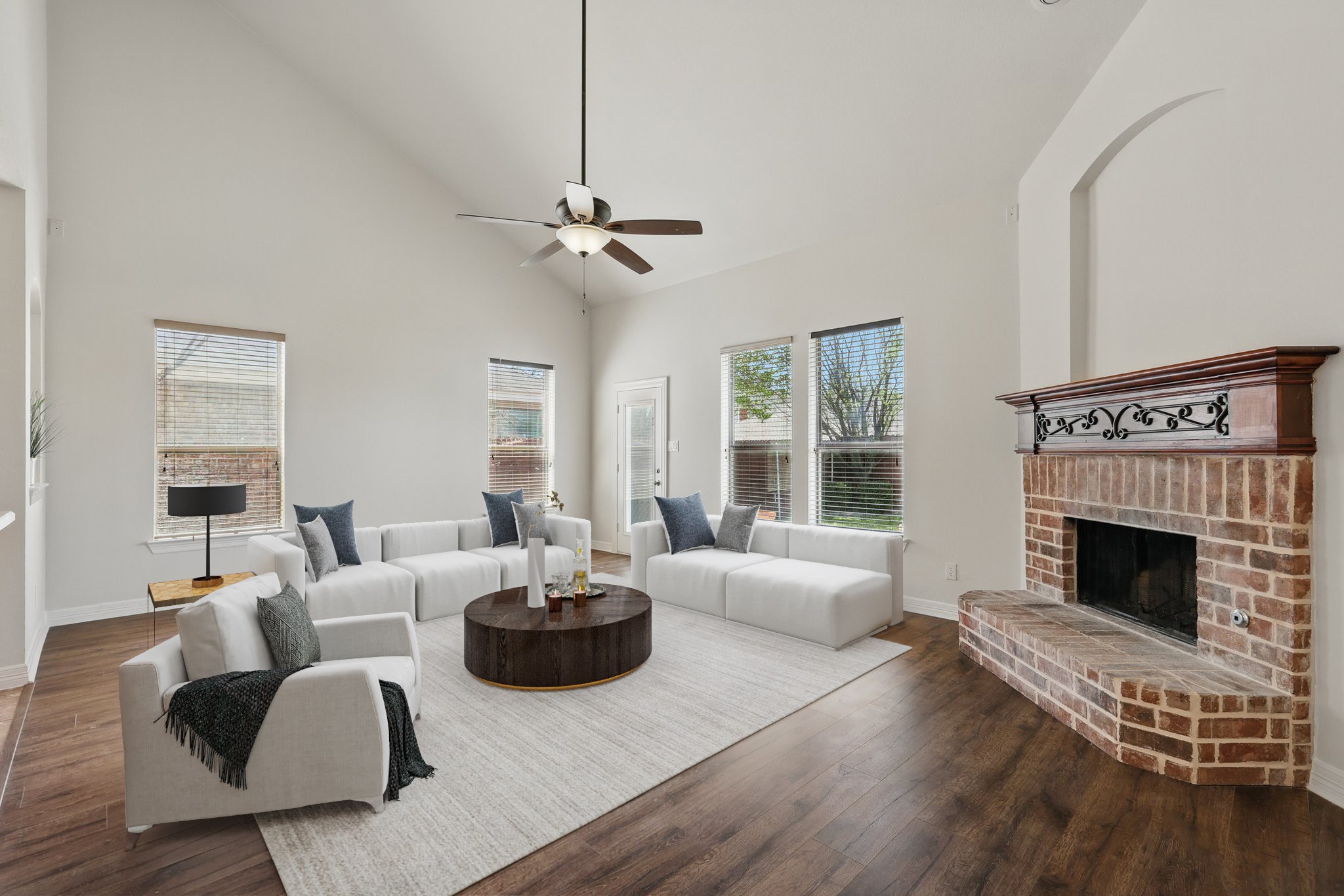 400 Crossbill Lane