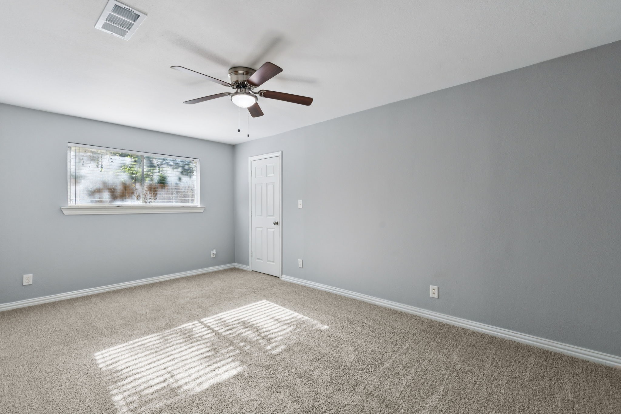 1814 Dogwood Drive