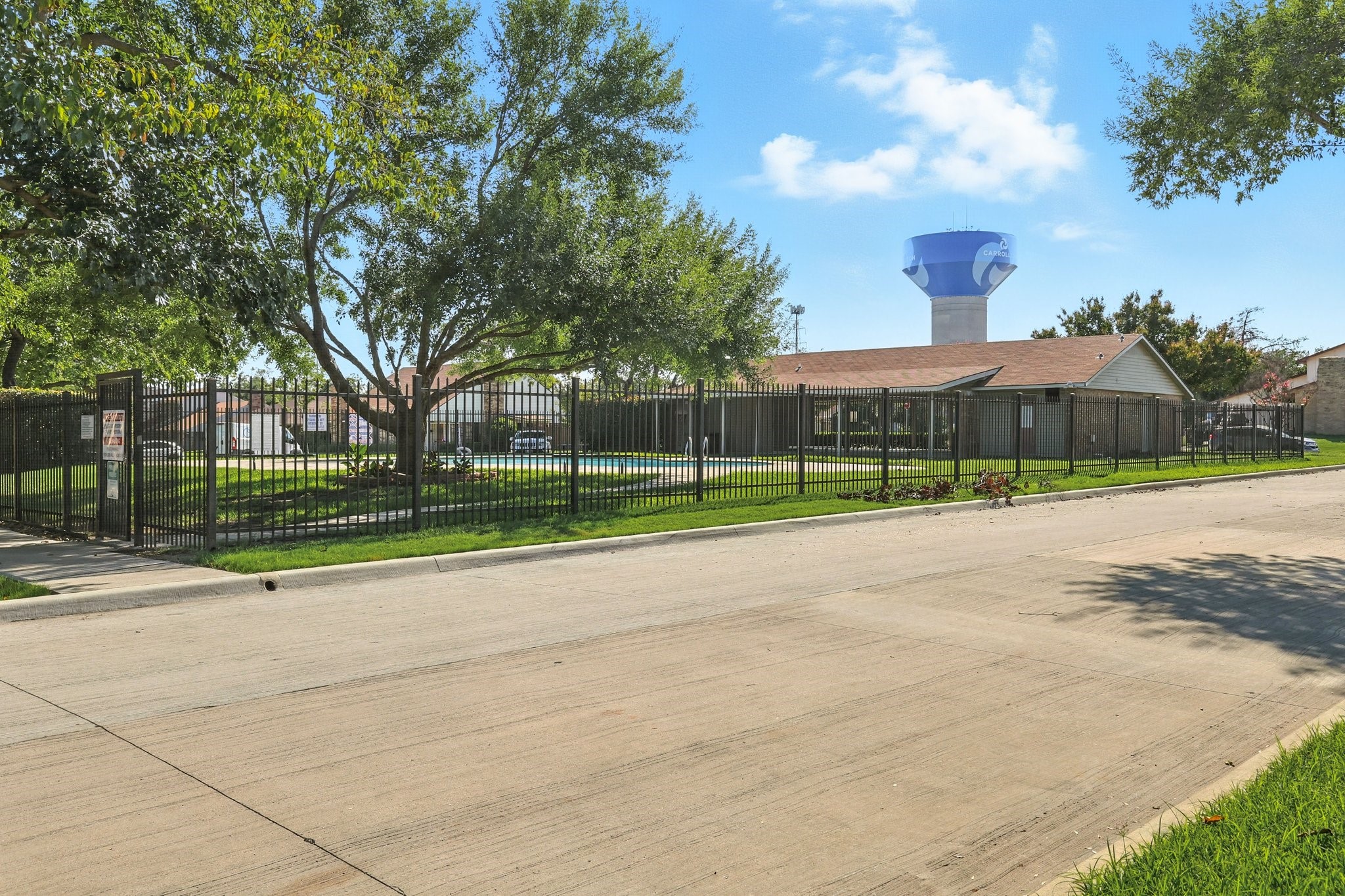 2029 Clubview Drive