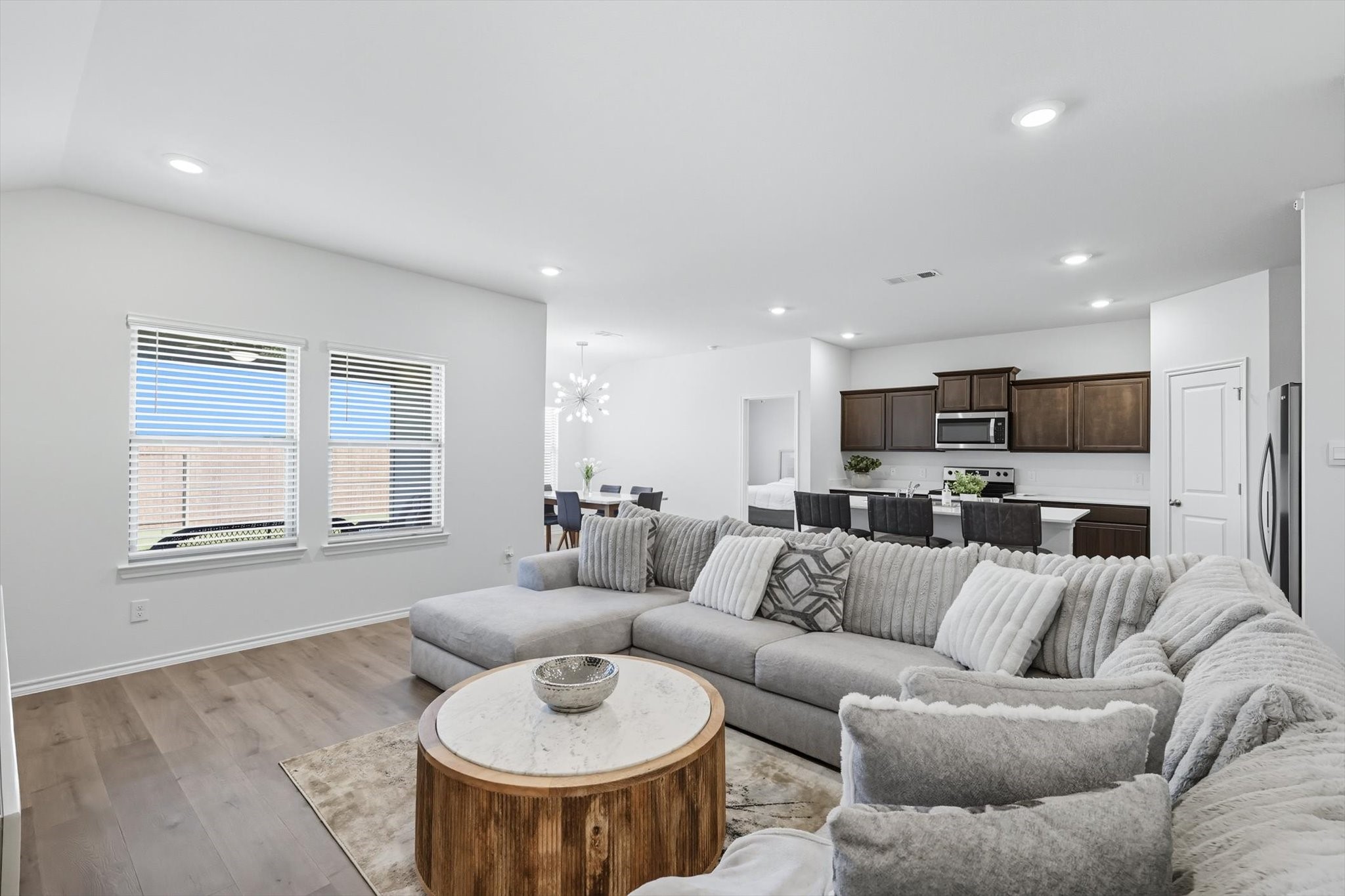 5116 Elk Ridge Drive