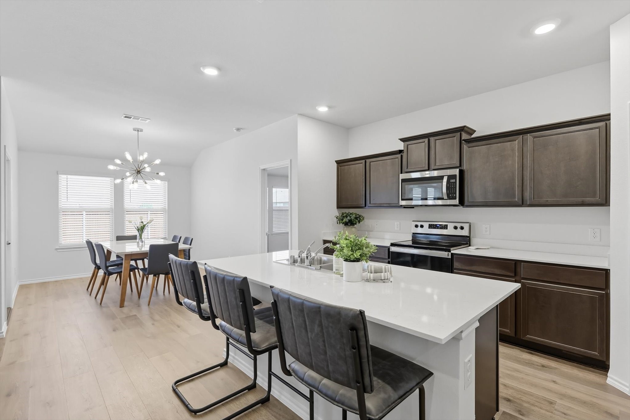 5116 Elk Ridge Drive