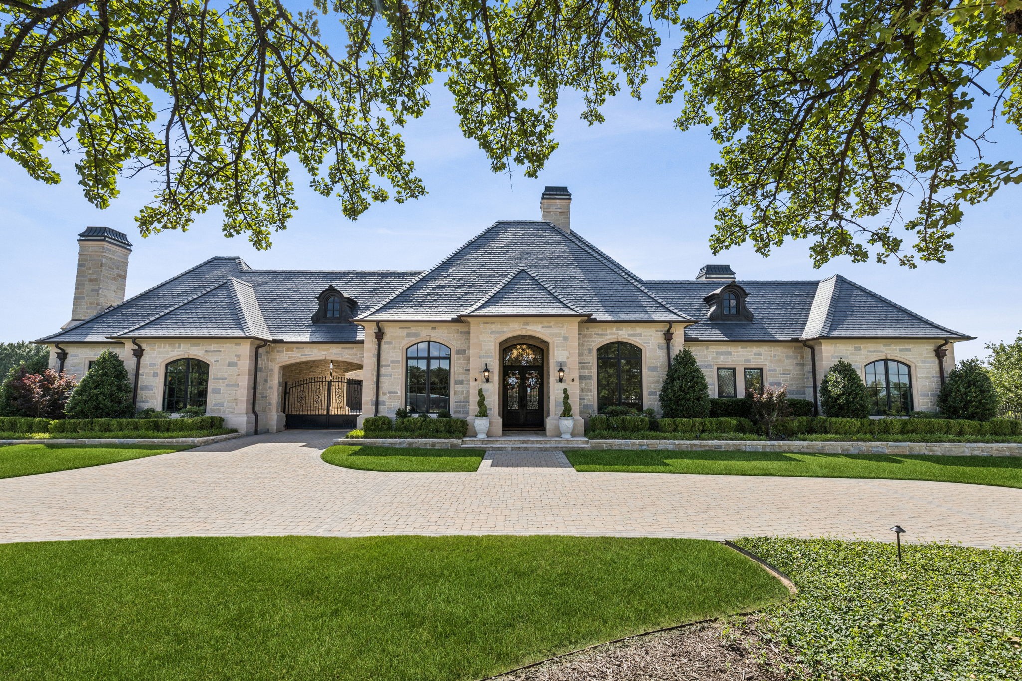 1707 Placid Oaks Court