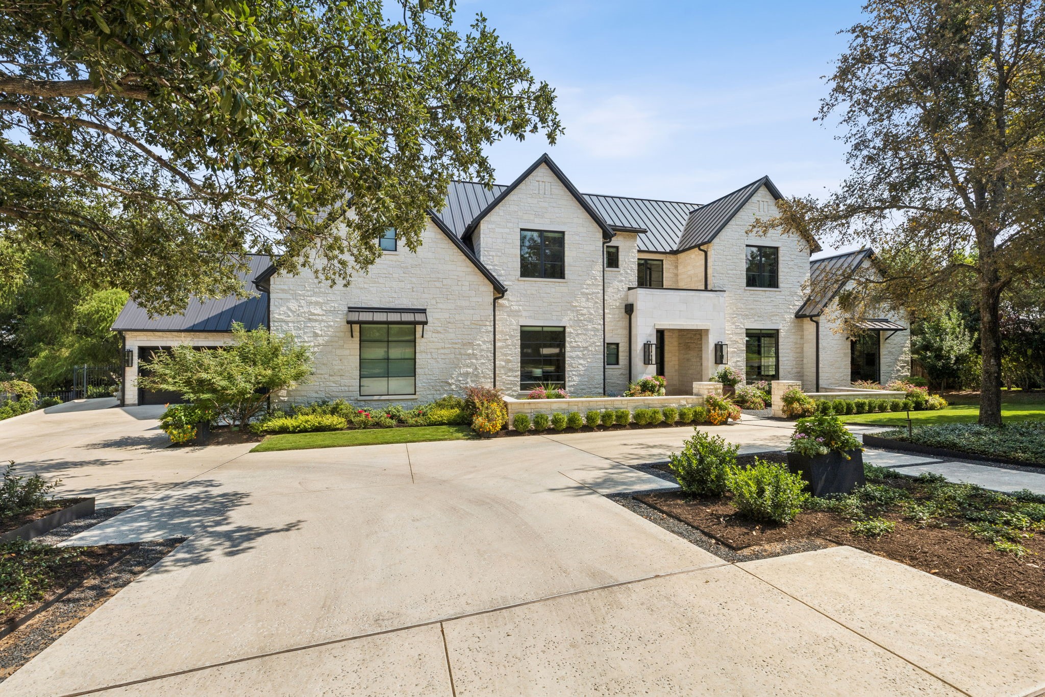 1403 Fountain Grass Court