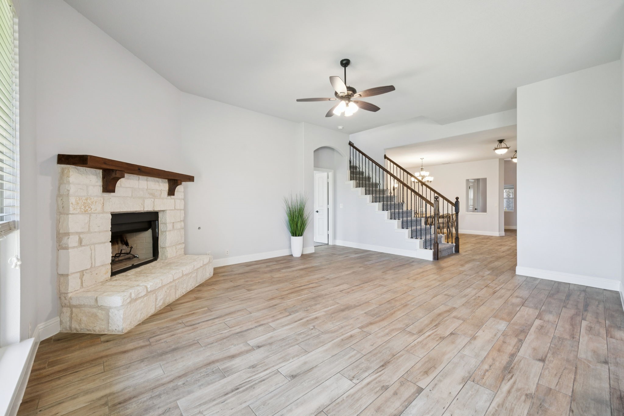 1013 Kettlewood Drive