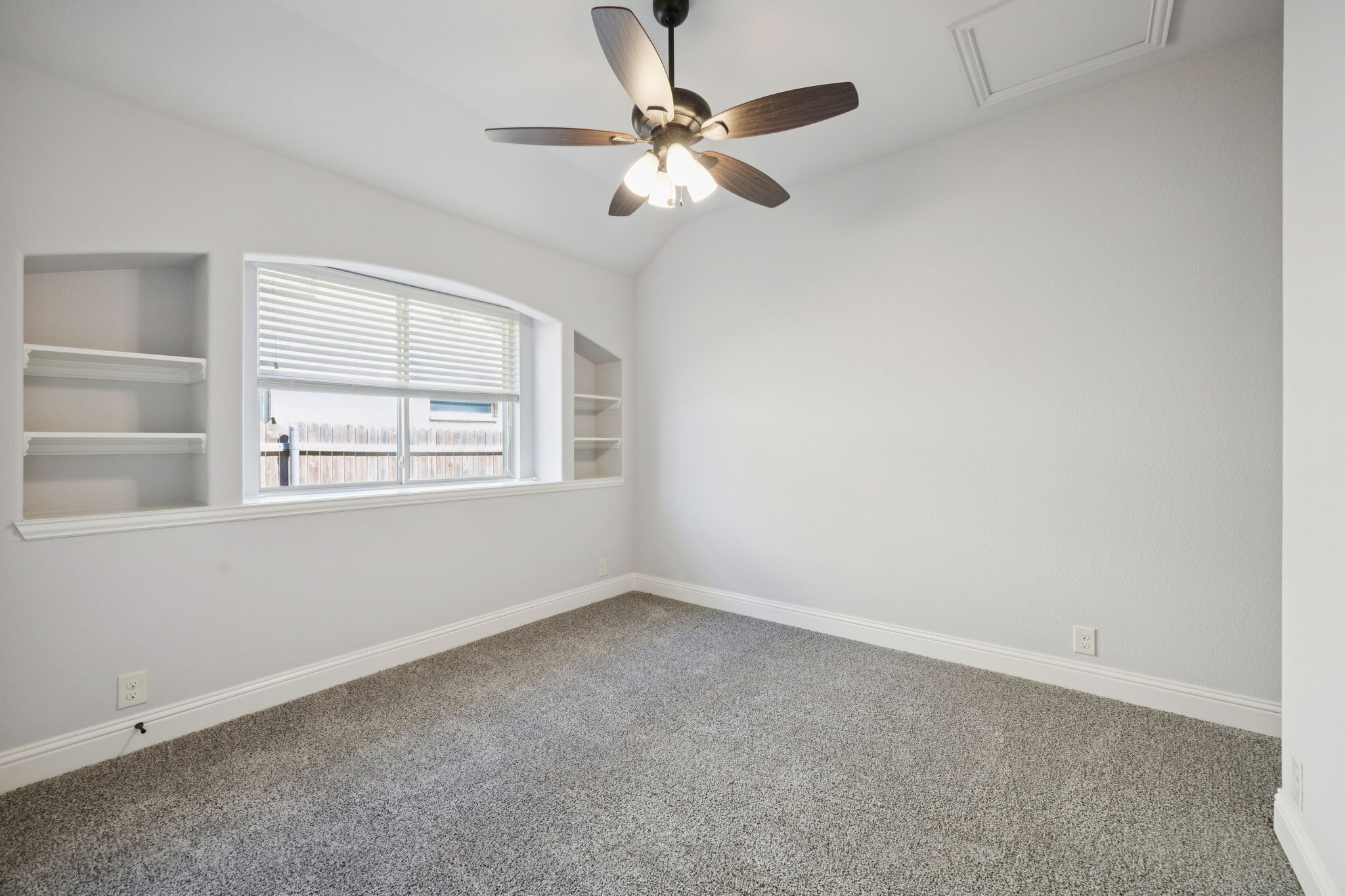 1013 Kettlewood Drive