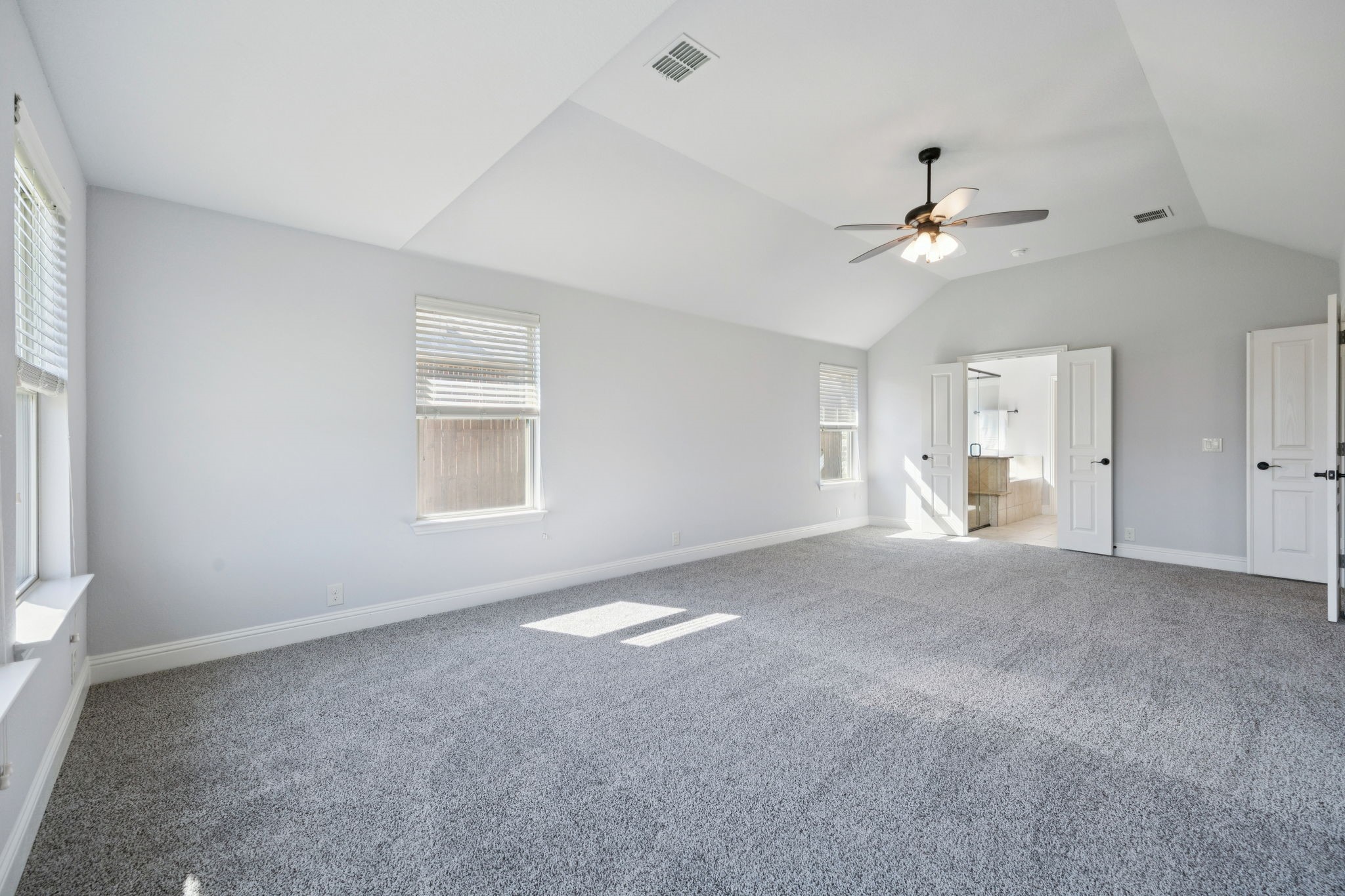 1013 Kettlewood Drive