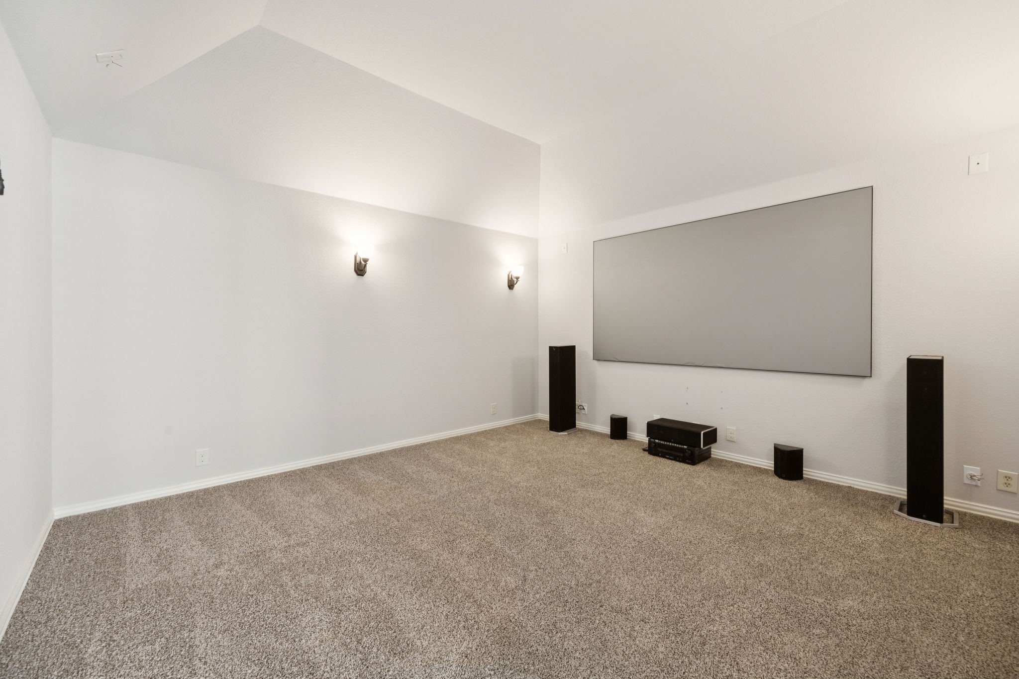 1013 Kettlewood Drive