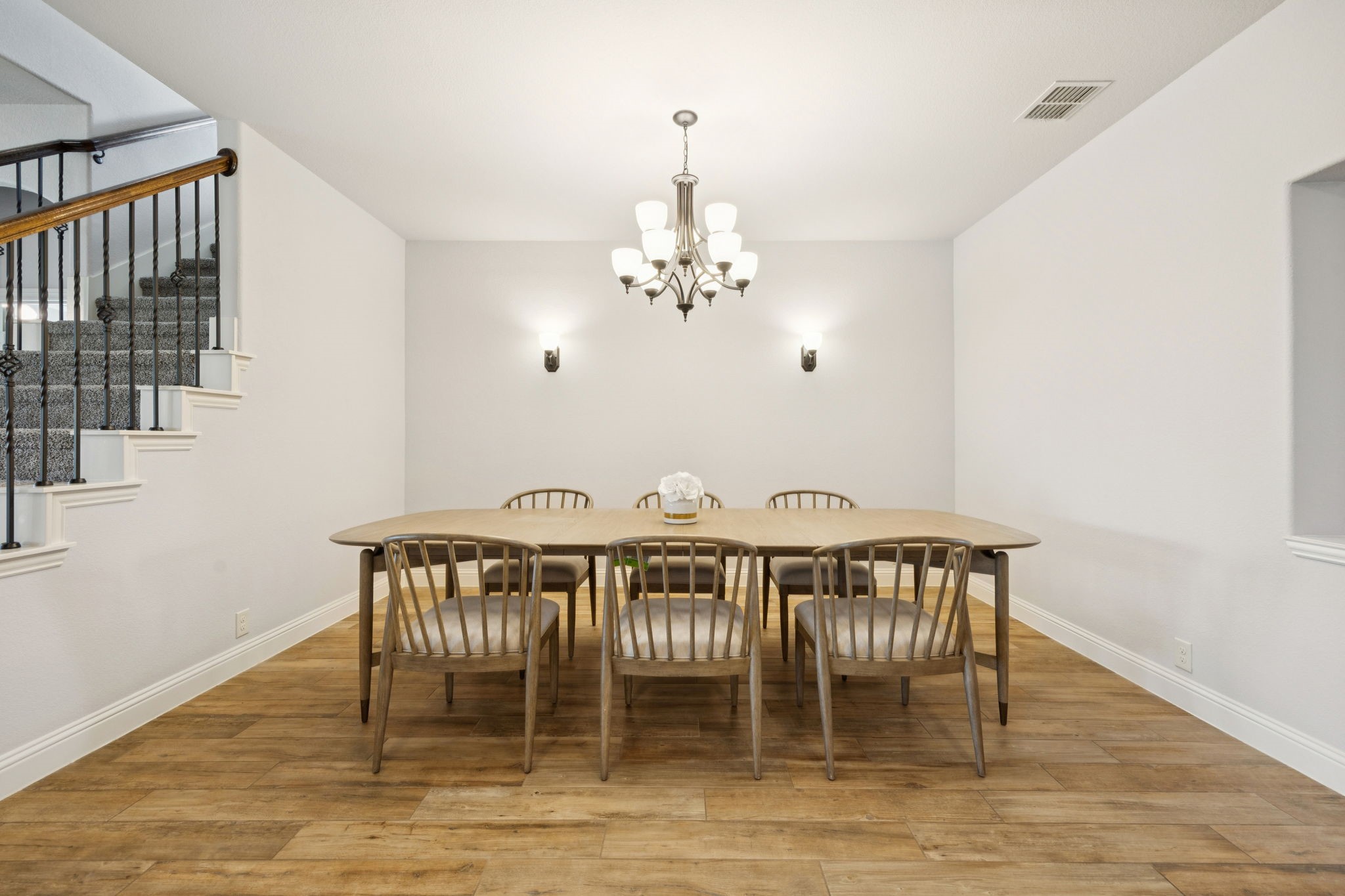 1013 Kettlewood Drive