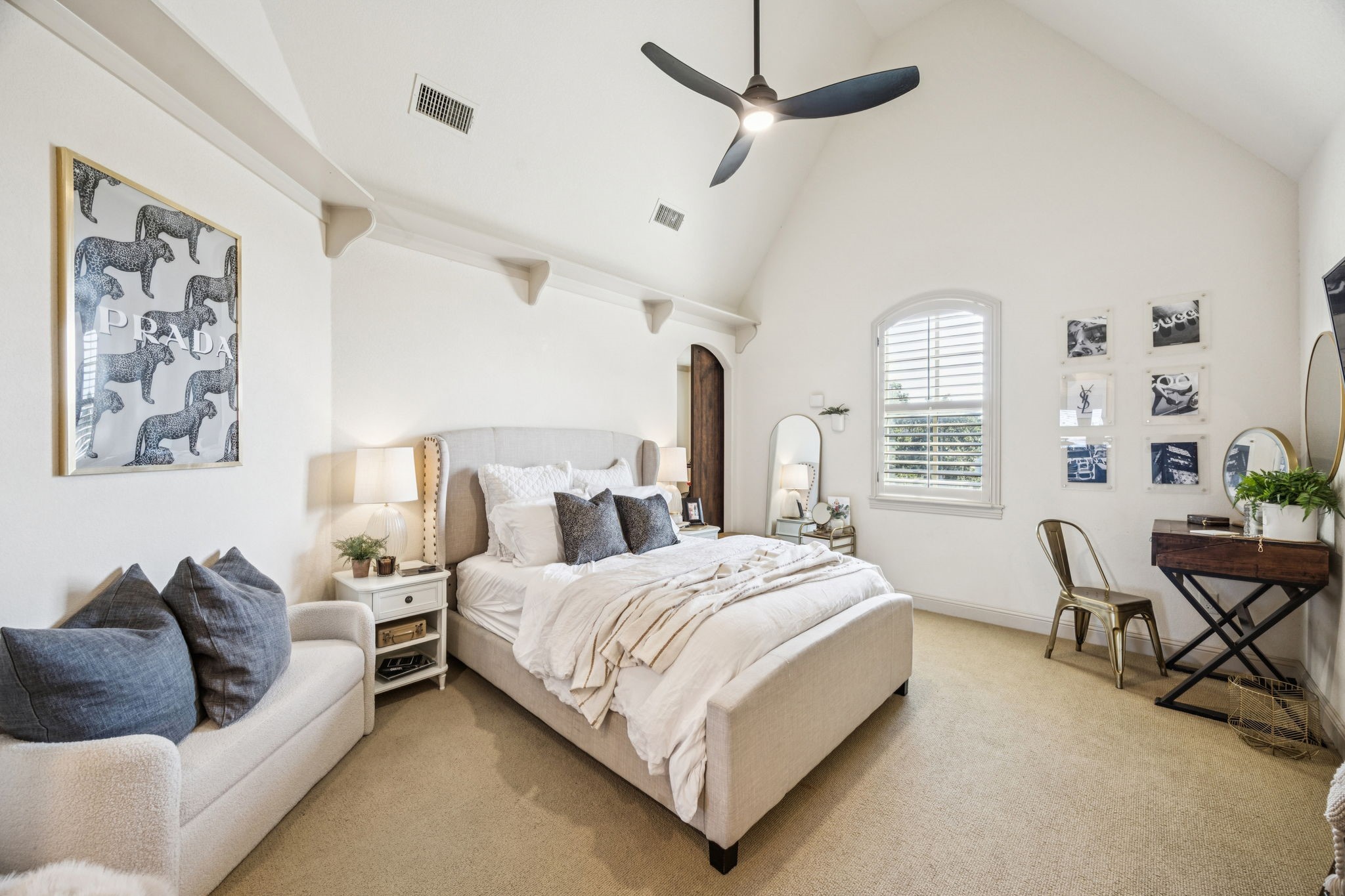 408 W Chapel Downs Drive