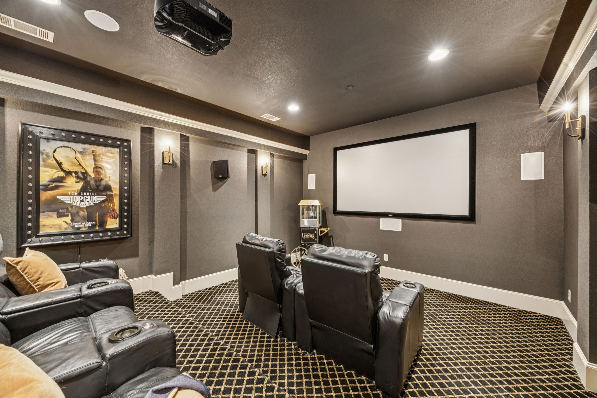 408 W Chapel Downs Drive