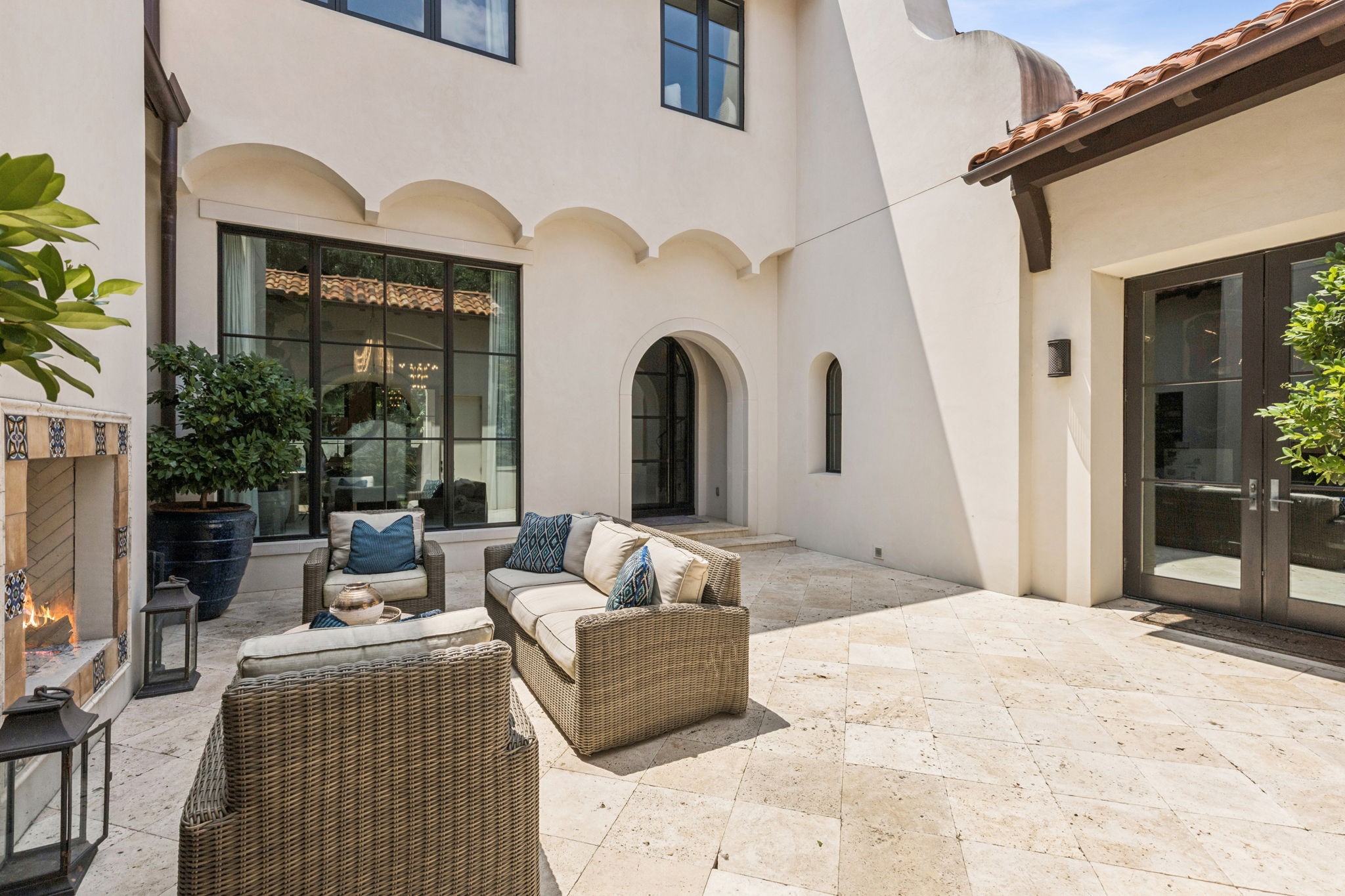 1402 Fountain Grass Court