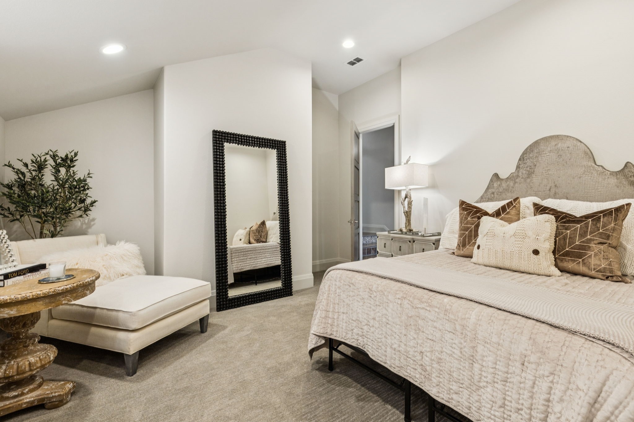 1402 Fountain Grass Court