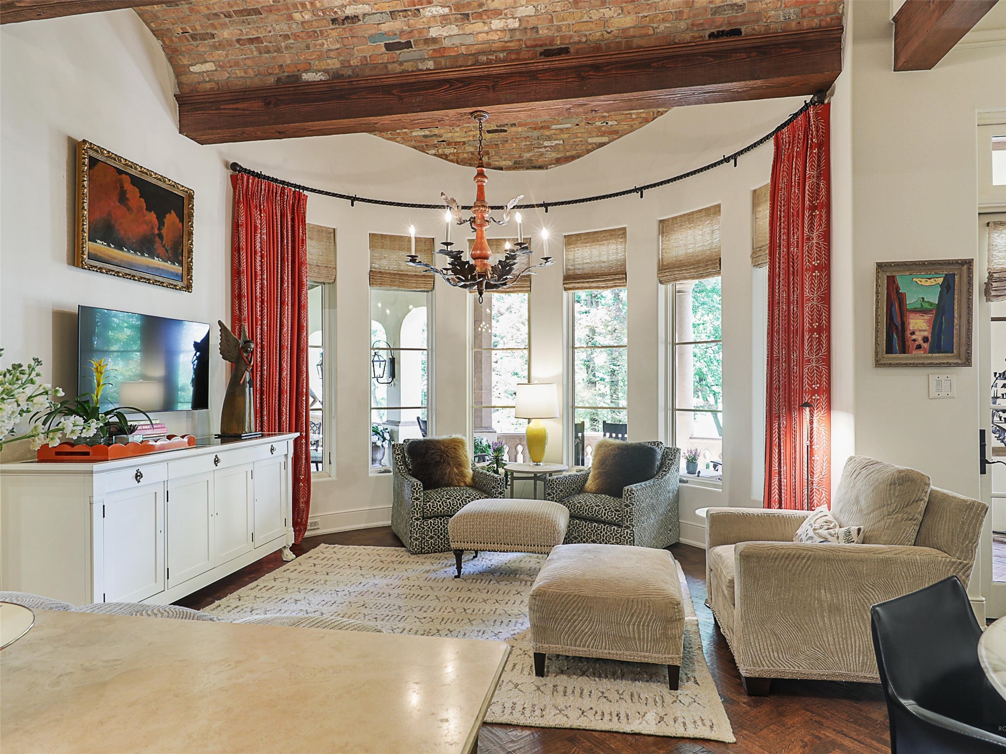 1110 Post Oak Place