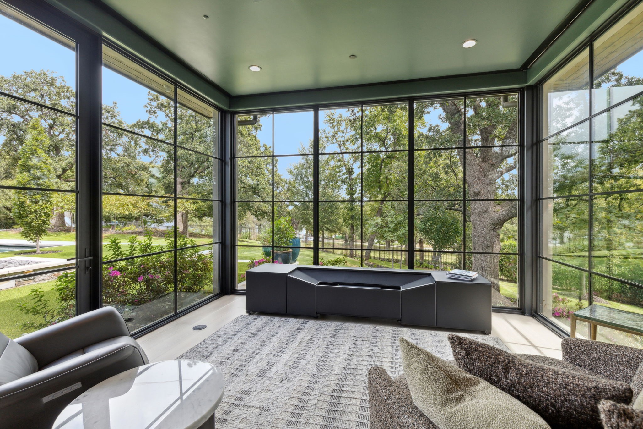 1502 Bluffview Drive