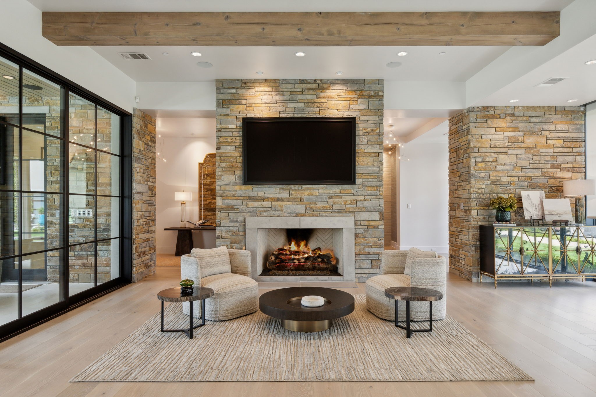 1502 Bluffview Drive