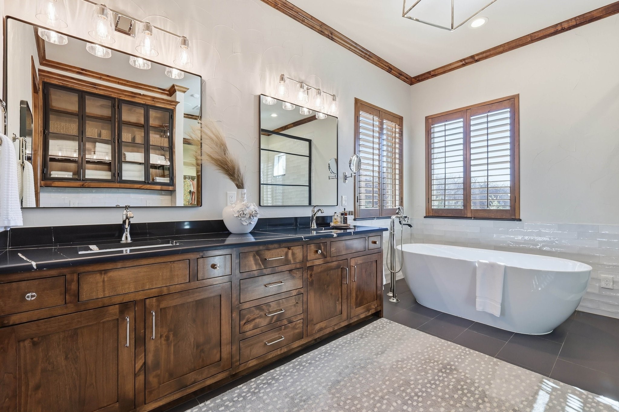 3800 Long Meadow Drive