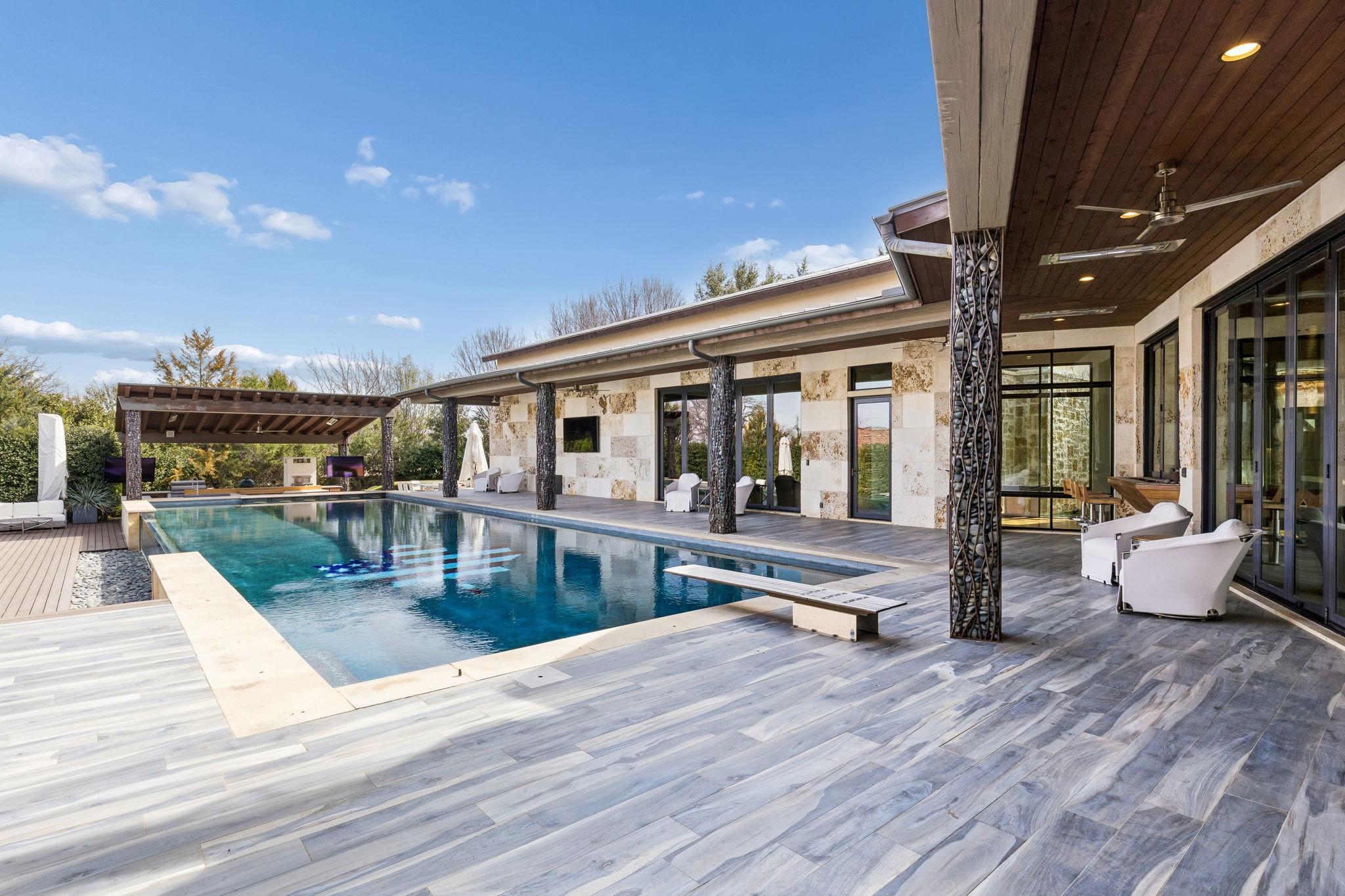 1408 Fountain Grass Court