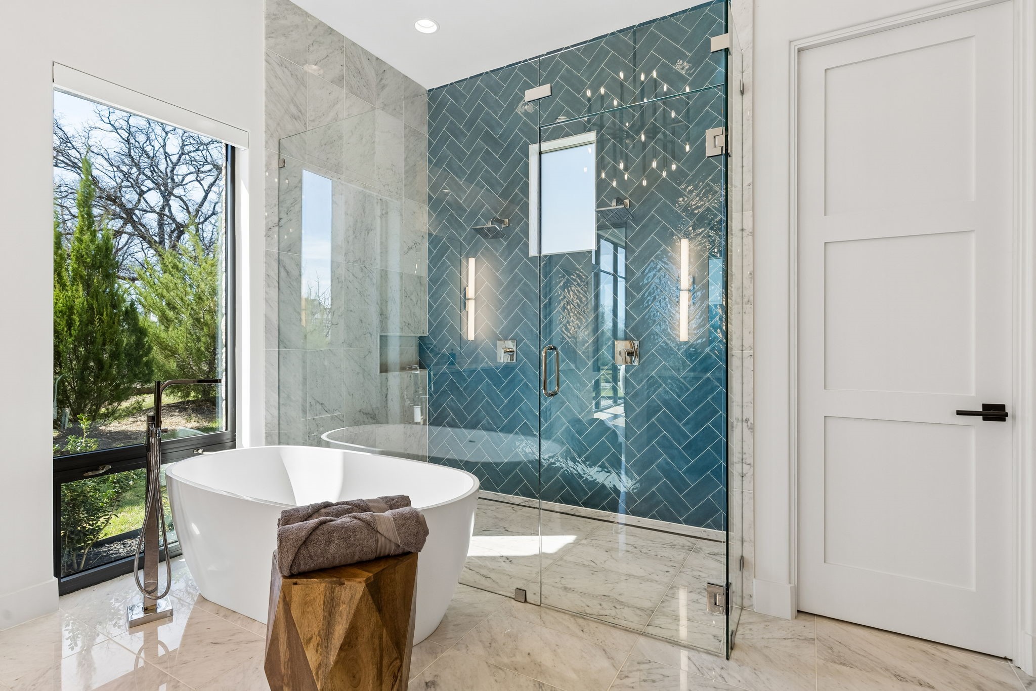 2501 Park Grove Loop