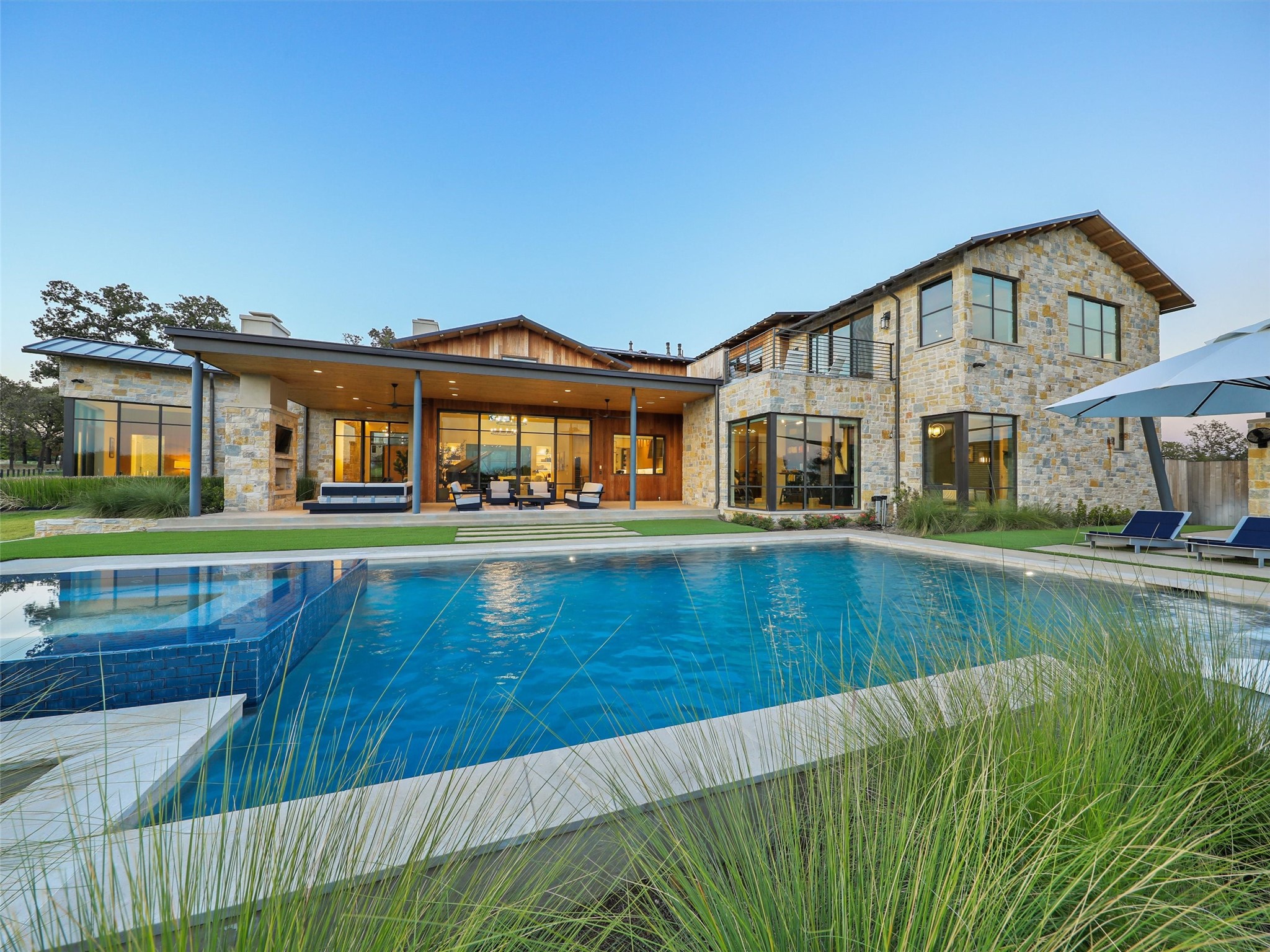 2501 Park Grove Loop