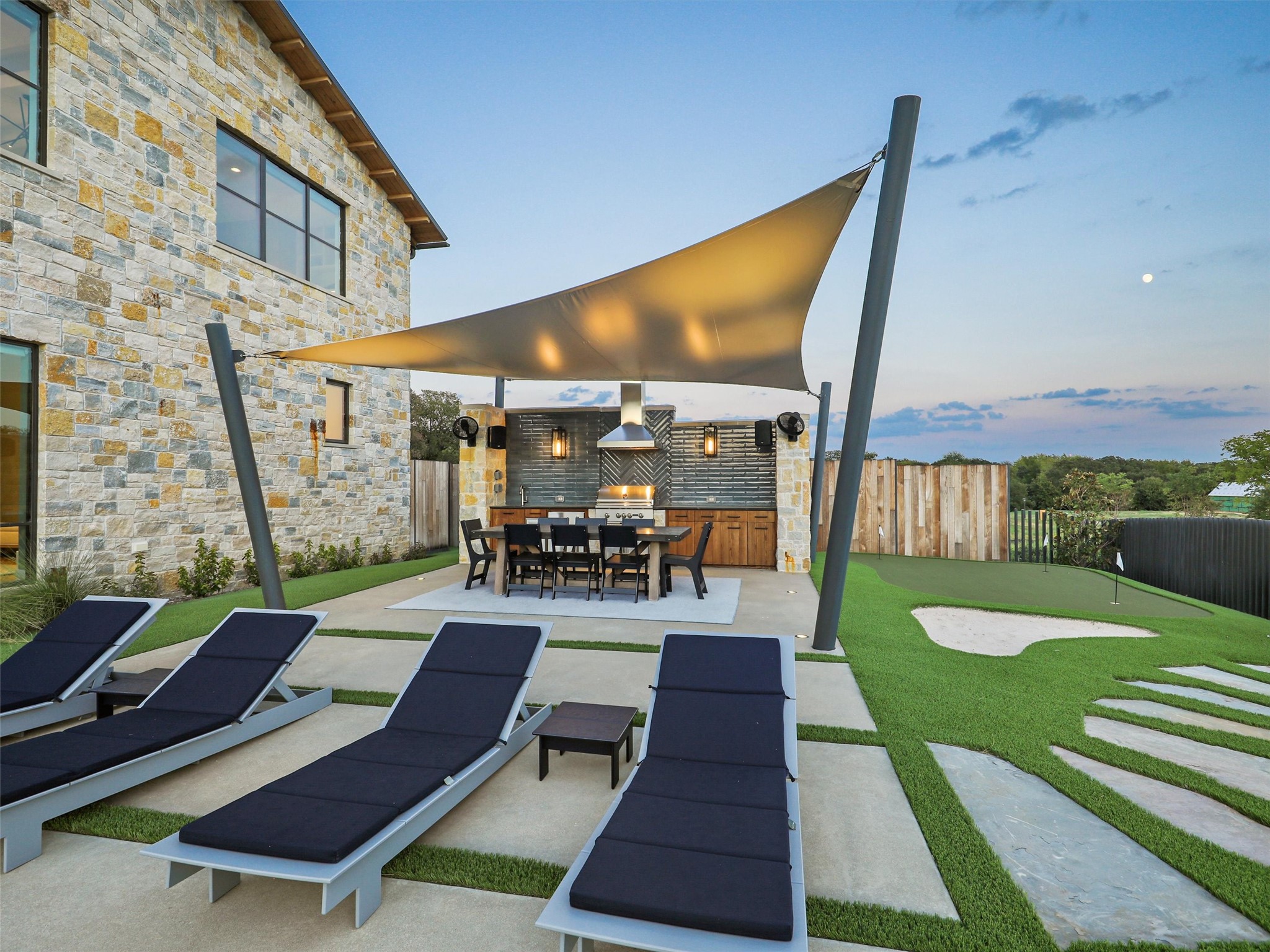 2501 Park Grove Loop