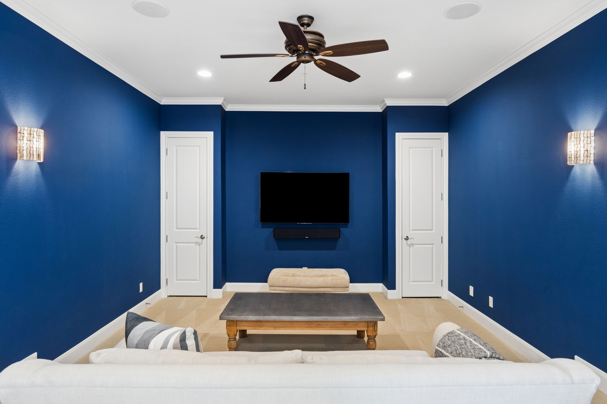 1701 Live Oak Lane