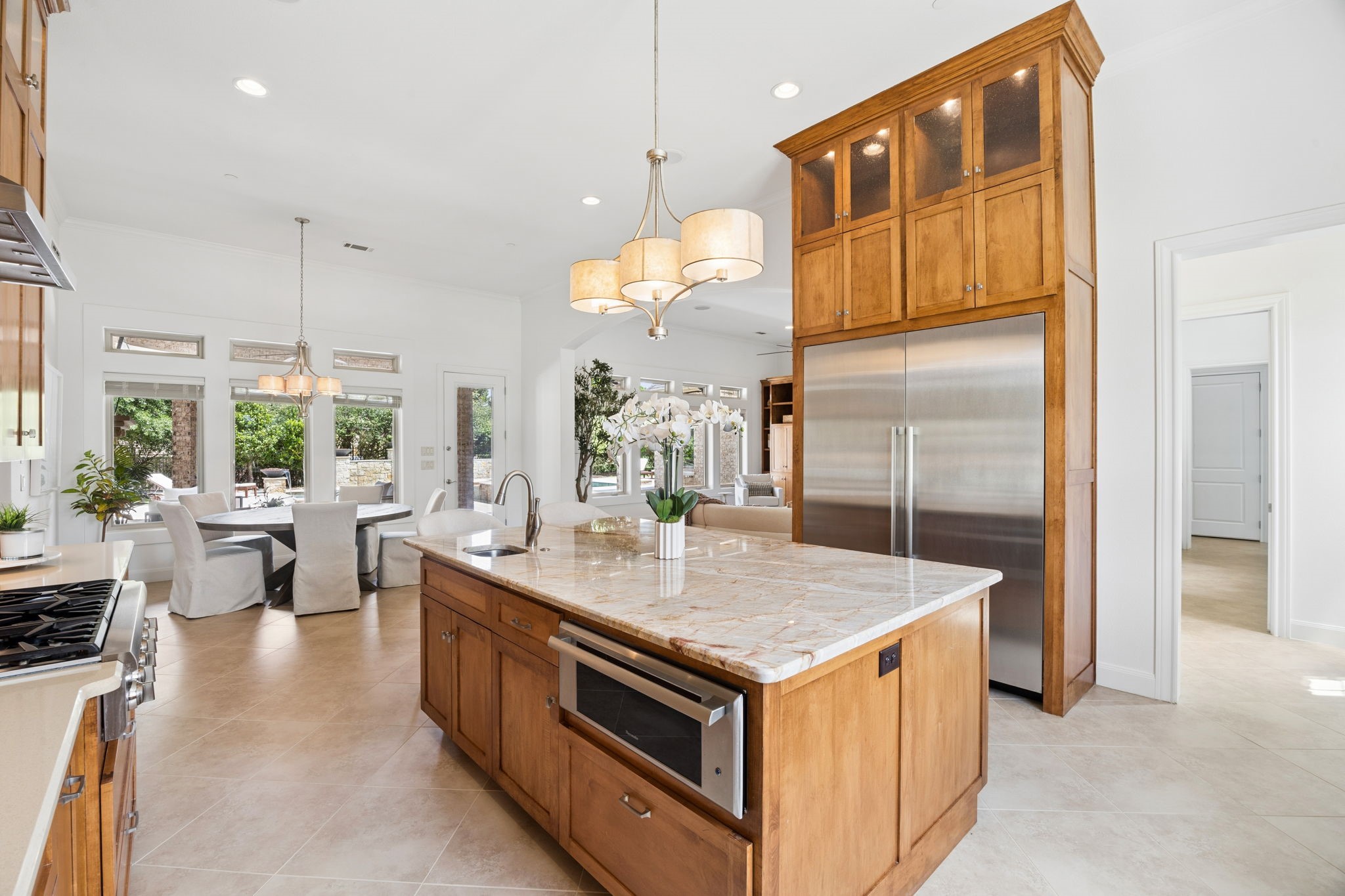 1701 Live Oak Lane