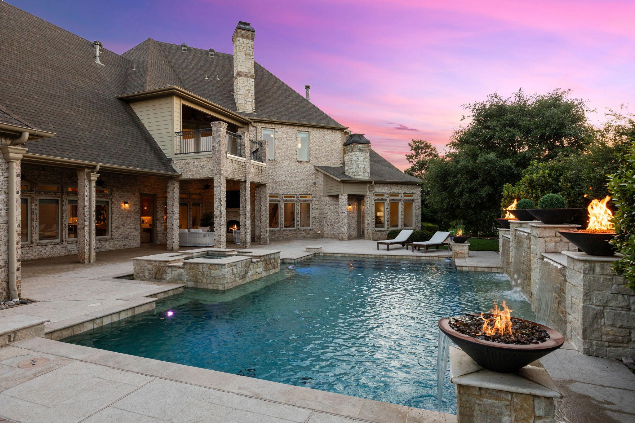 1701 Live Oak Lane