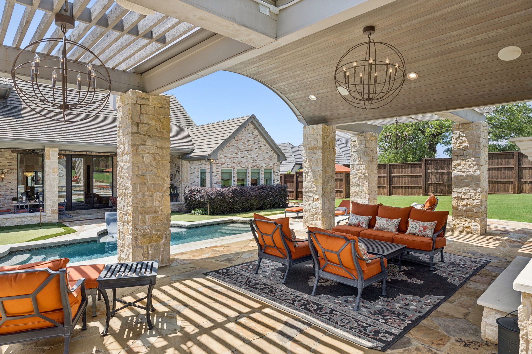 1925 Cielo Court