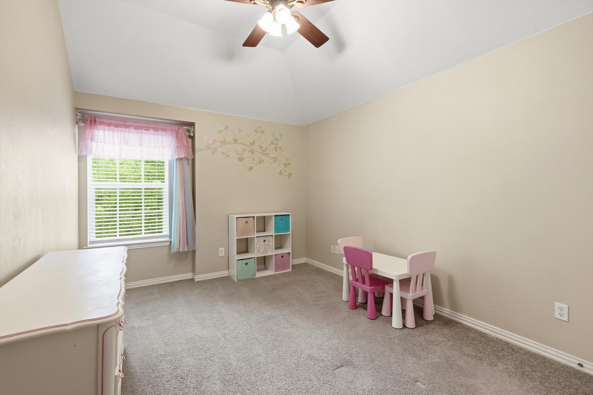 5733 Sugar Maple Drive