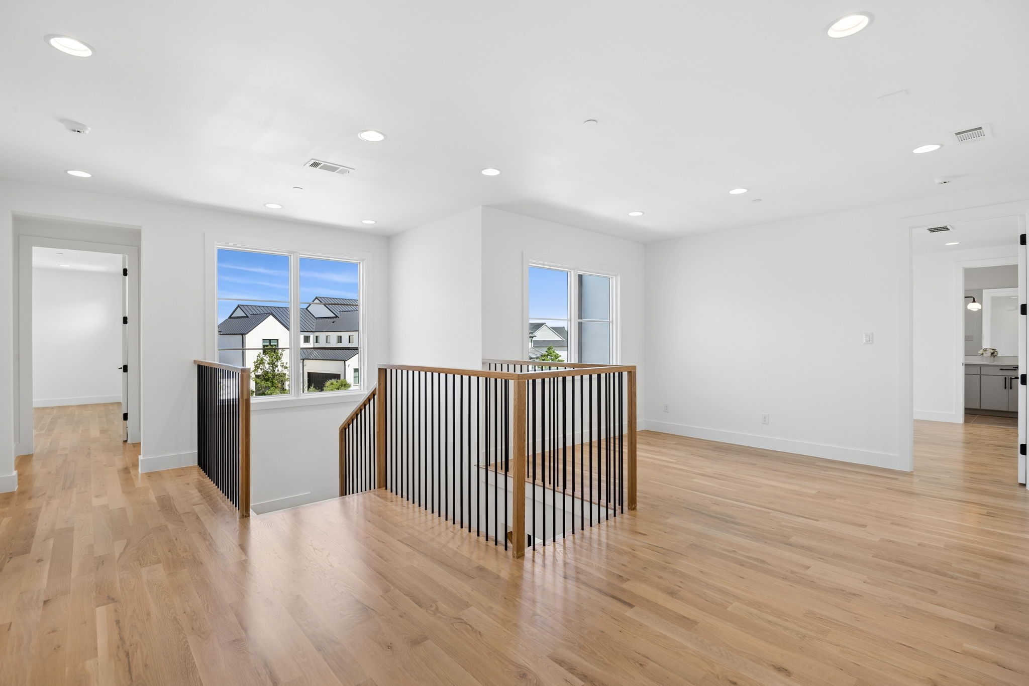 225 Metairie Lane