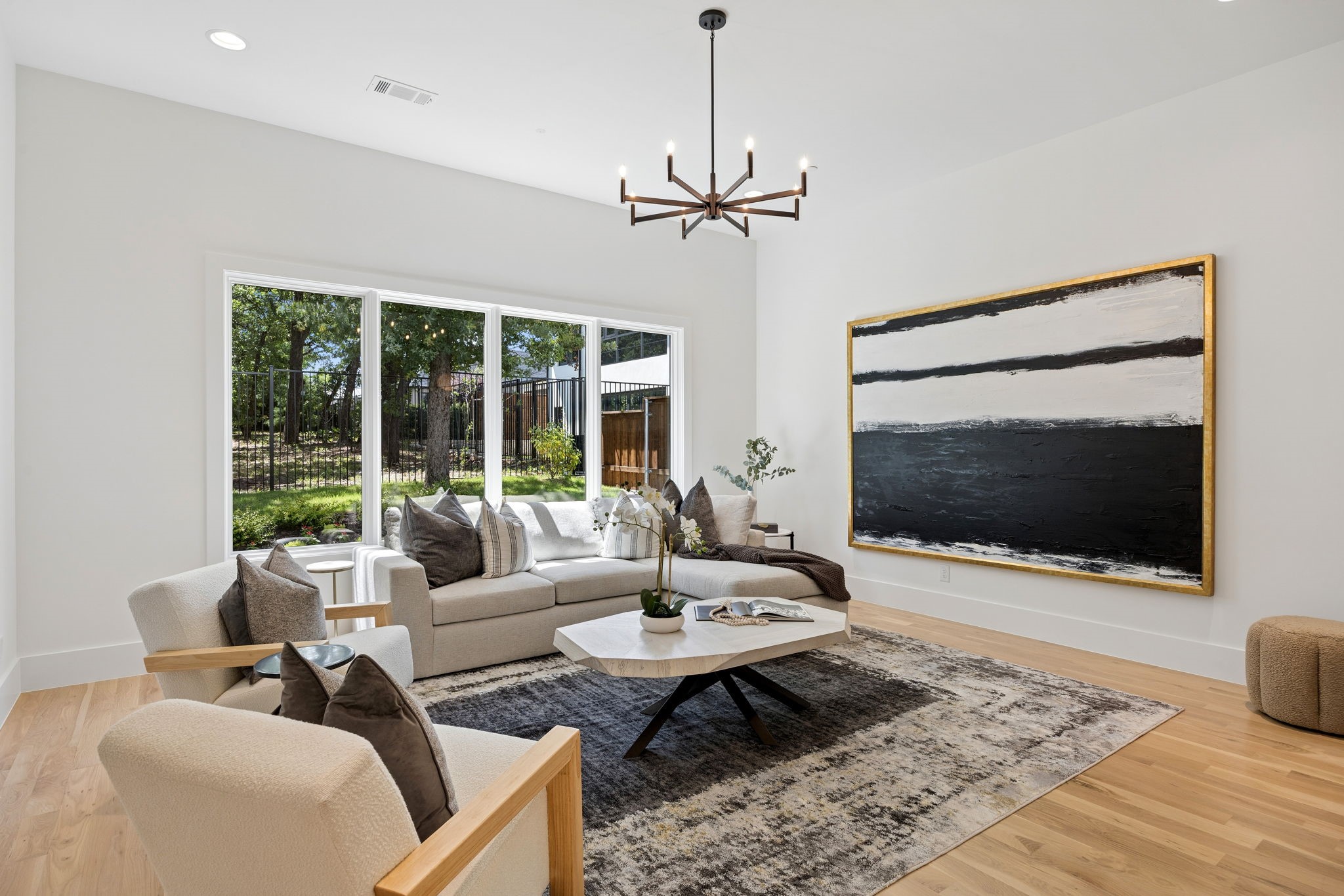 225 Metairie Lane