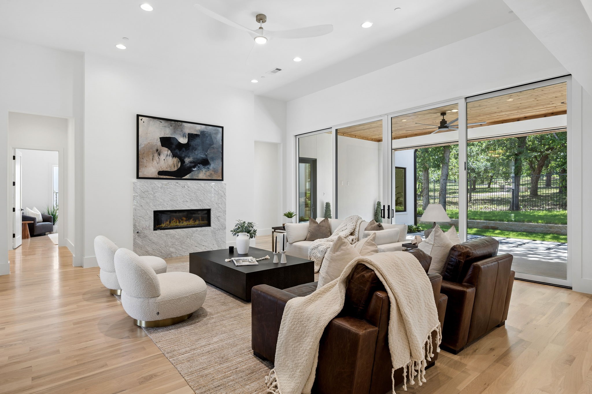 225 Metairie Lane