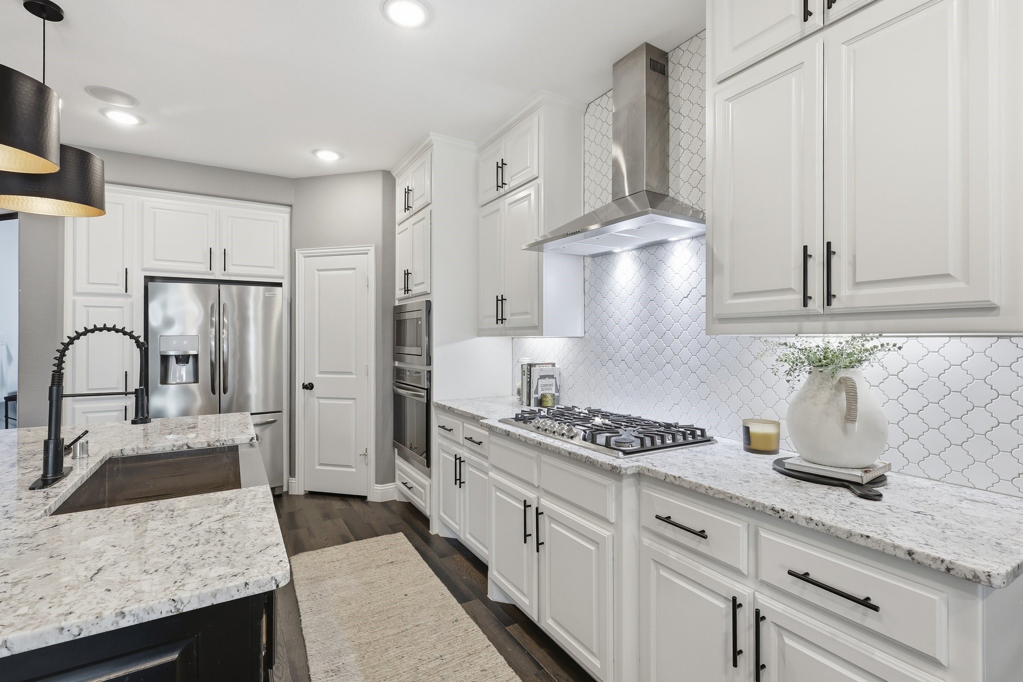 1112 Homestead Way