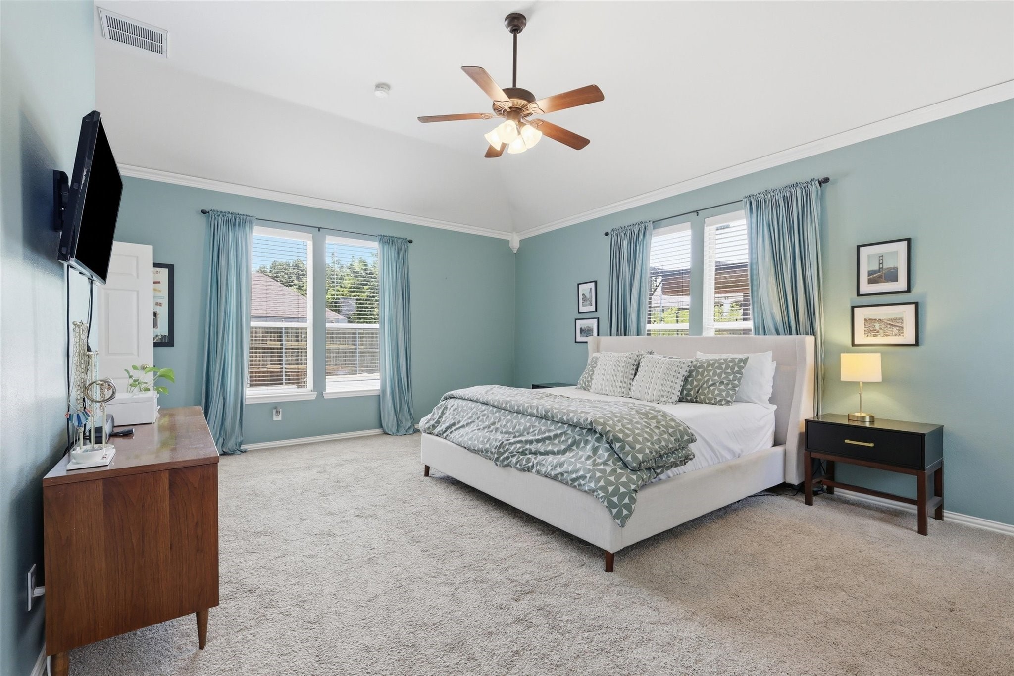 4588 Mountain Laurel Drive
