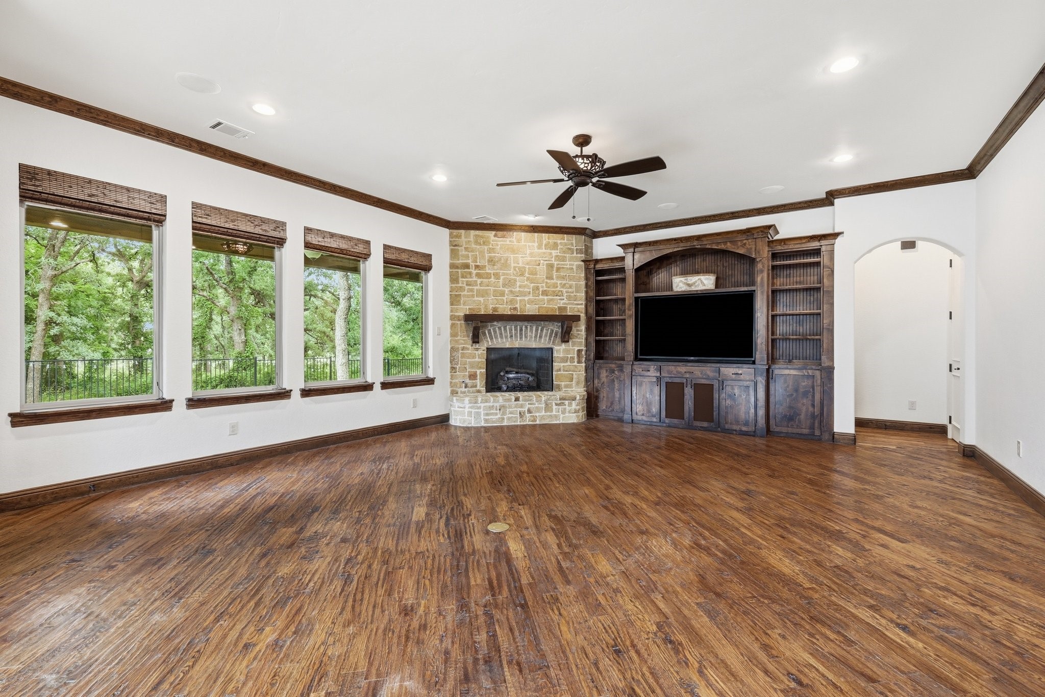 304 Boonesville Bend