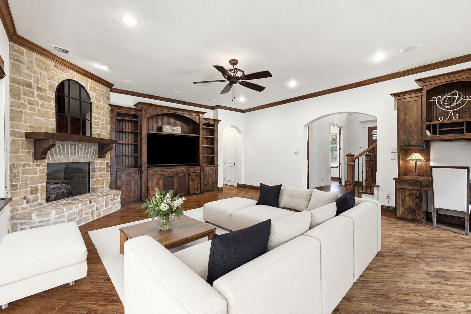 304 Boonesville Bend