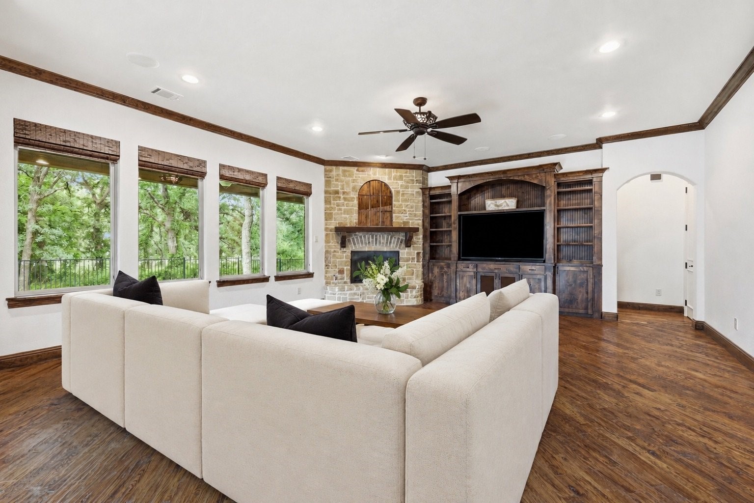 304 Boonesville Bend