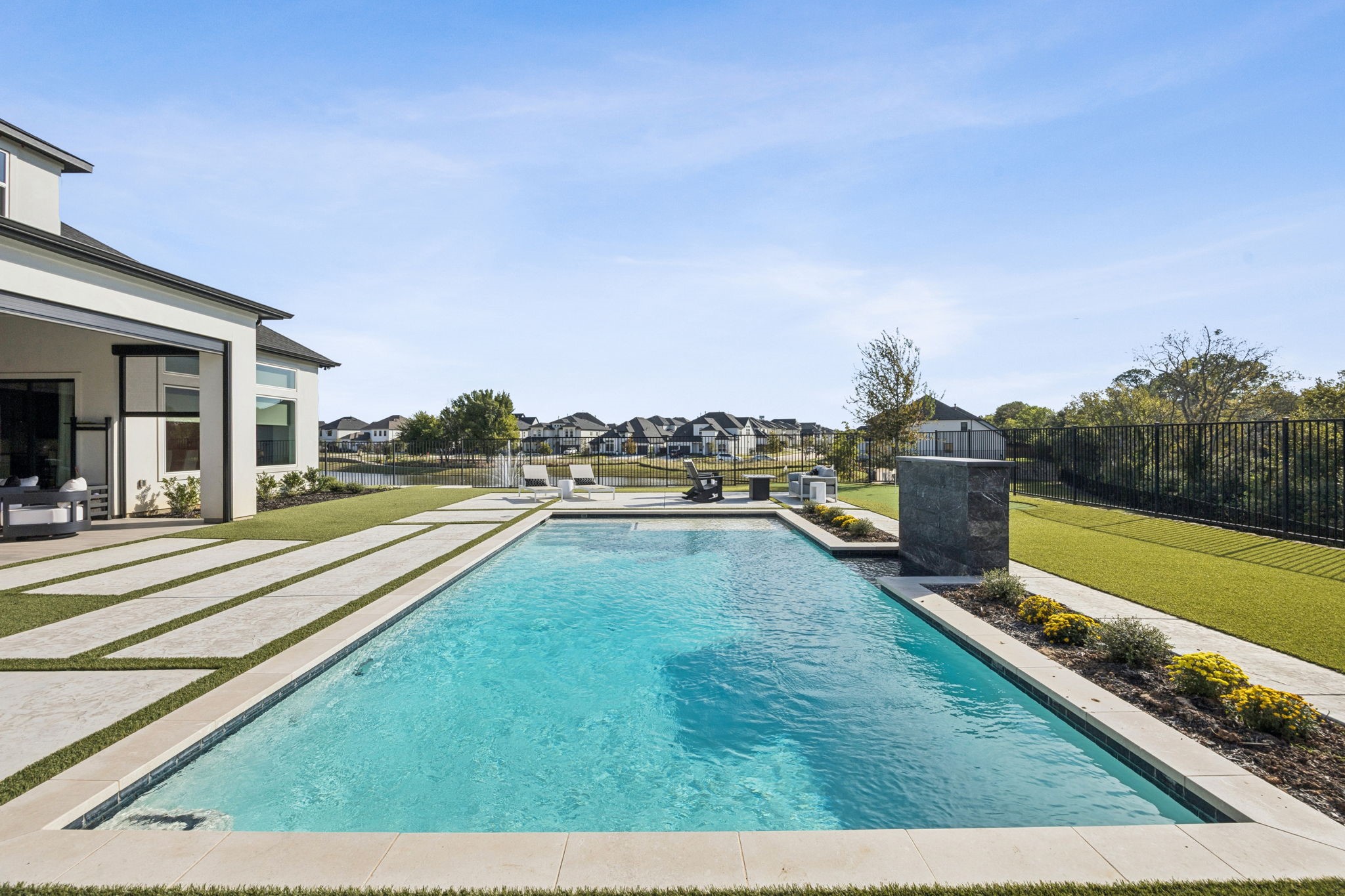 5215 Windsor Lane