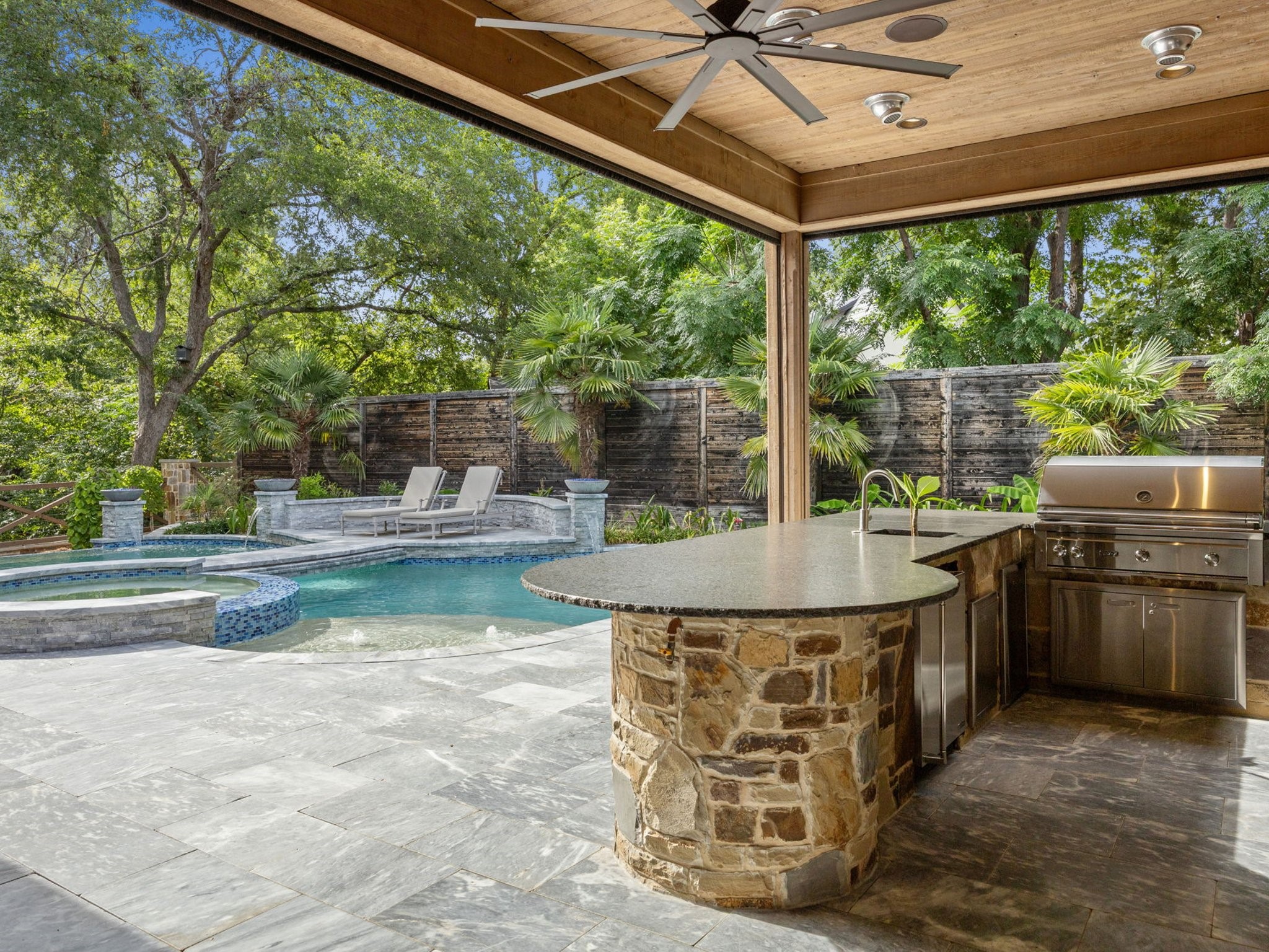 722 Inglenook Court