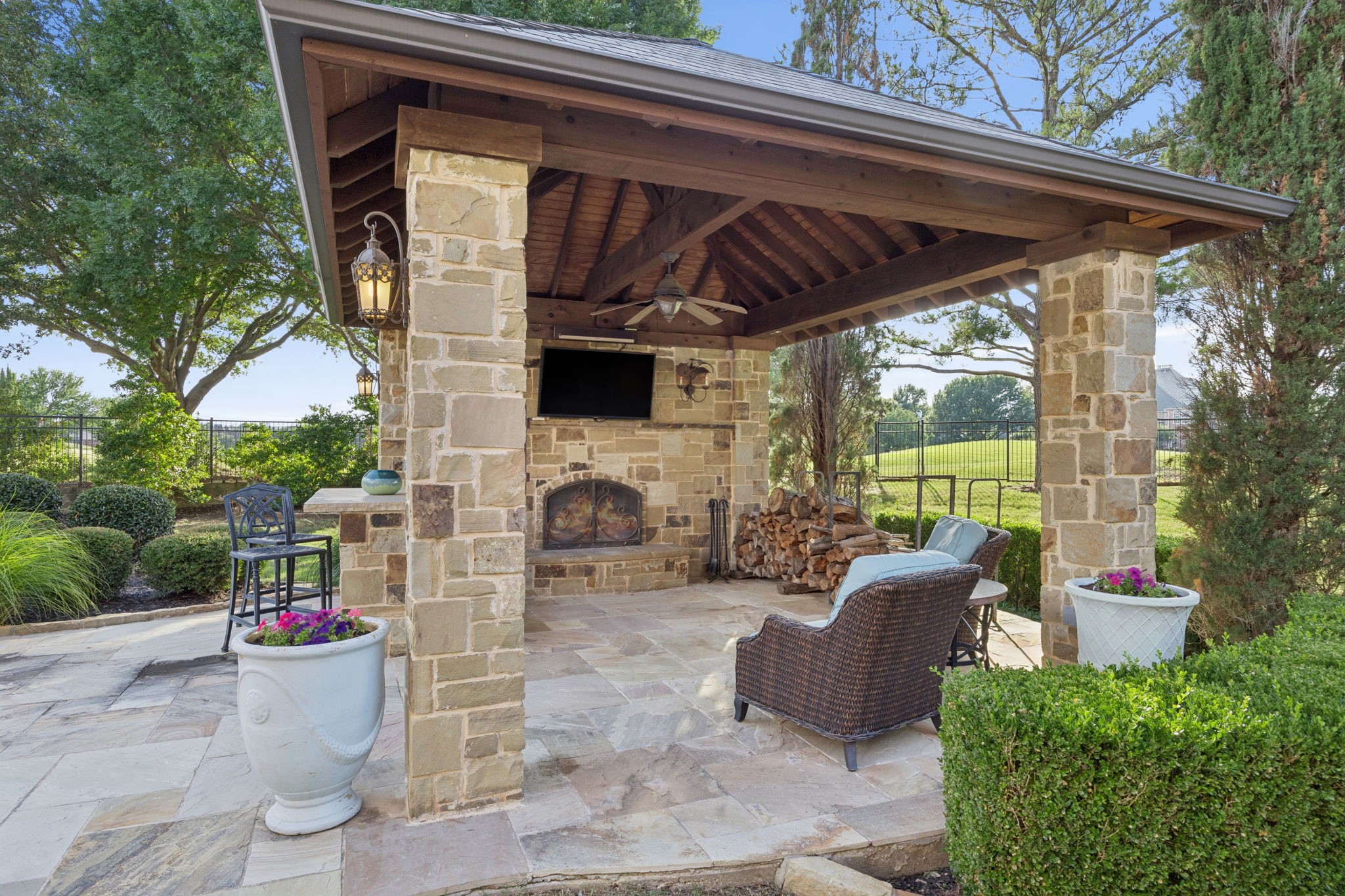 414 Bryn Meadows