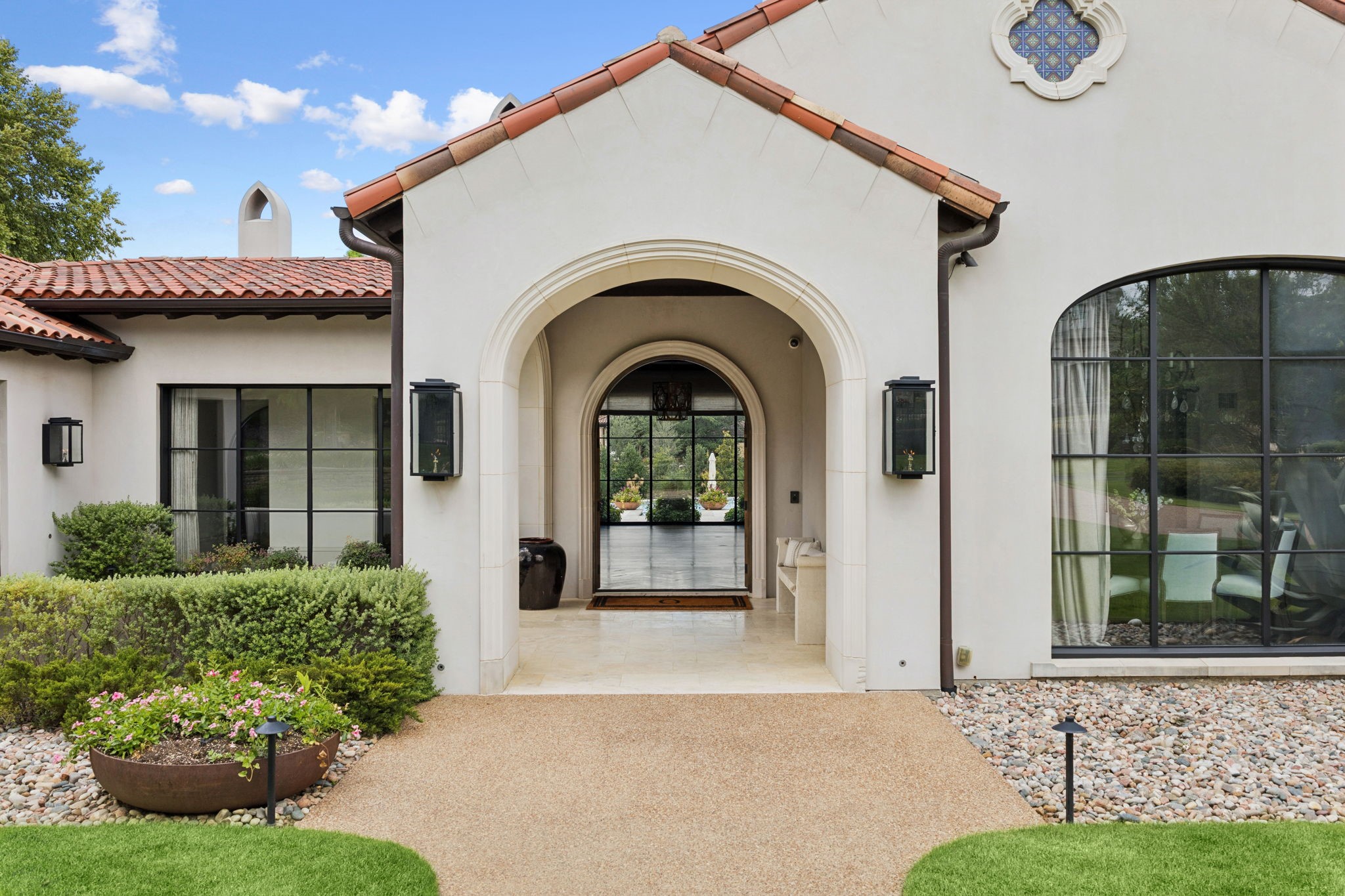 2000 Brazos Court