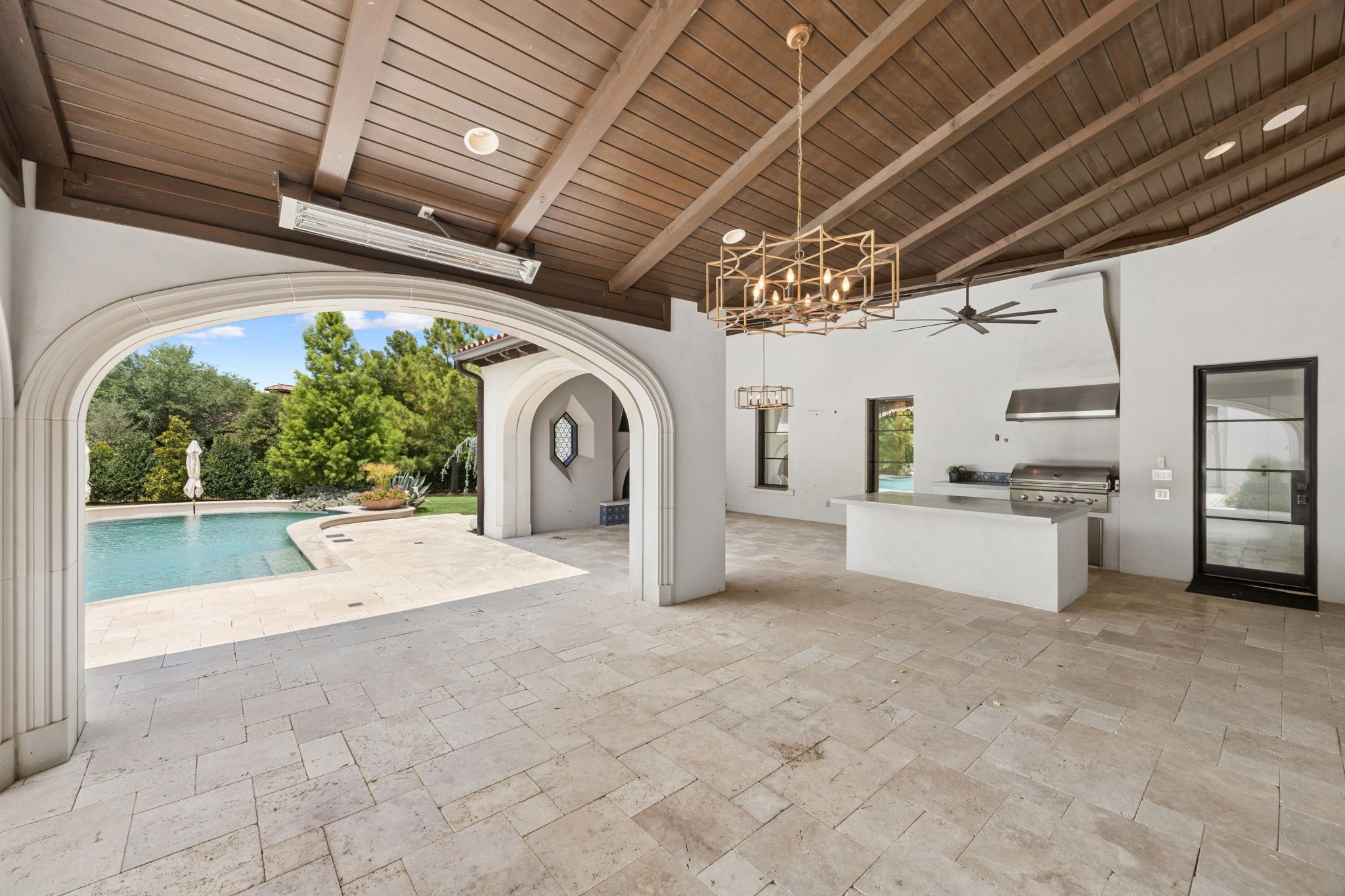 2000 Brazos Court