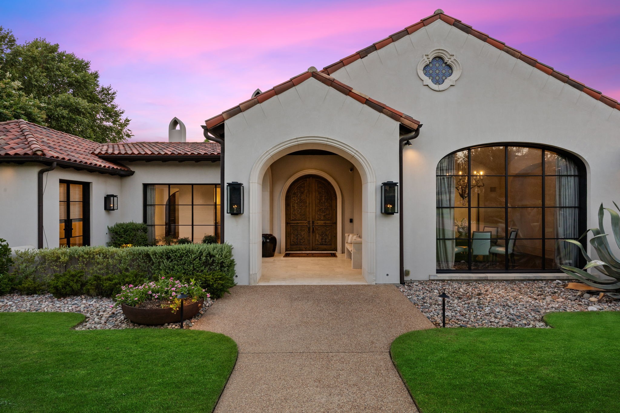 2000 Brazos Court