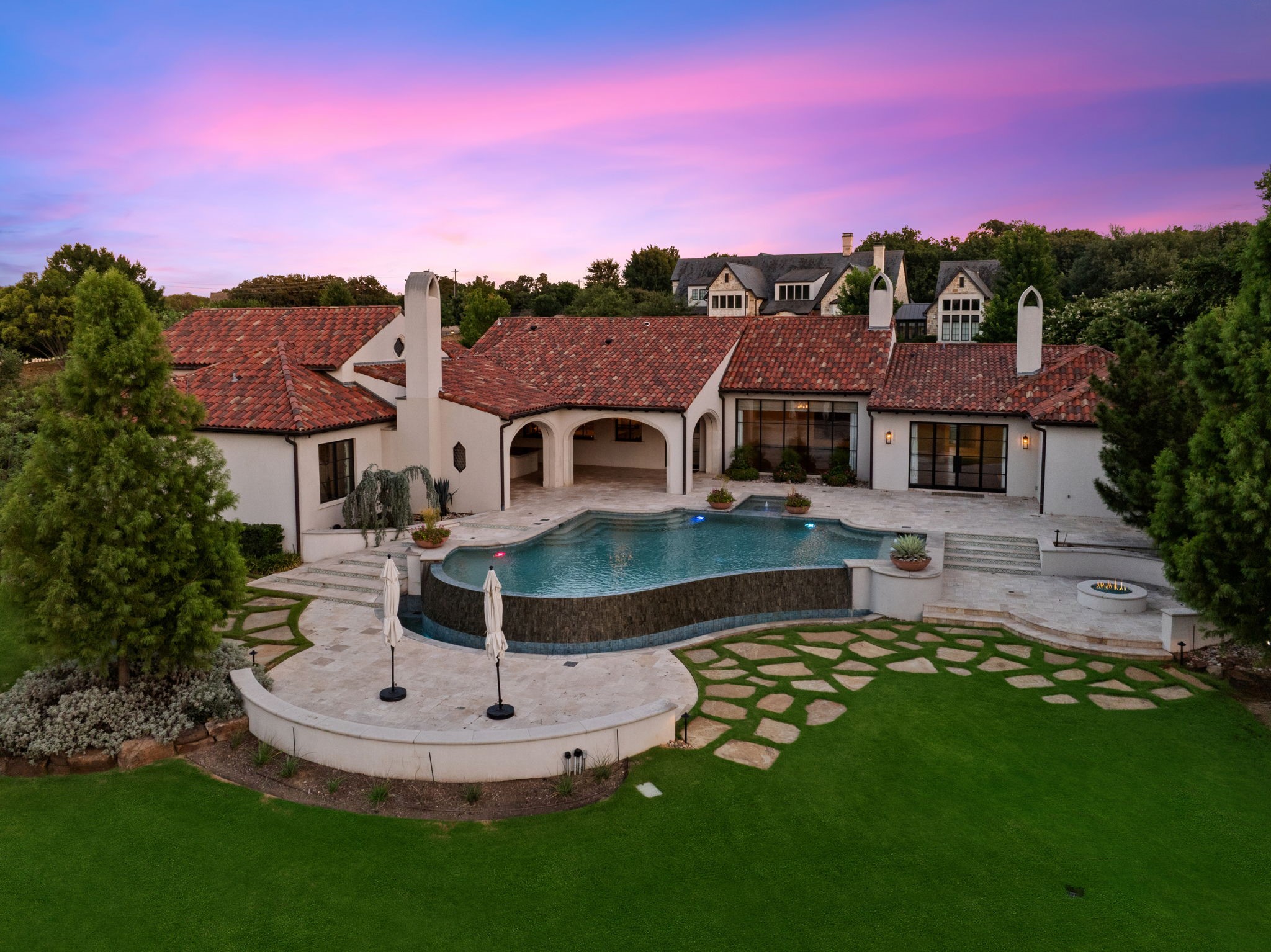 2000 Brazos Court