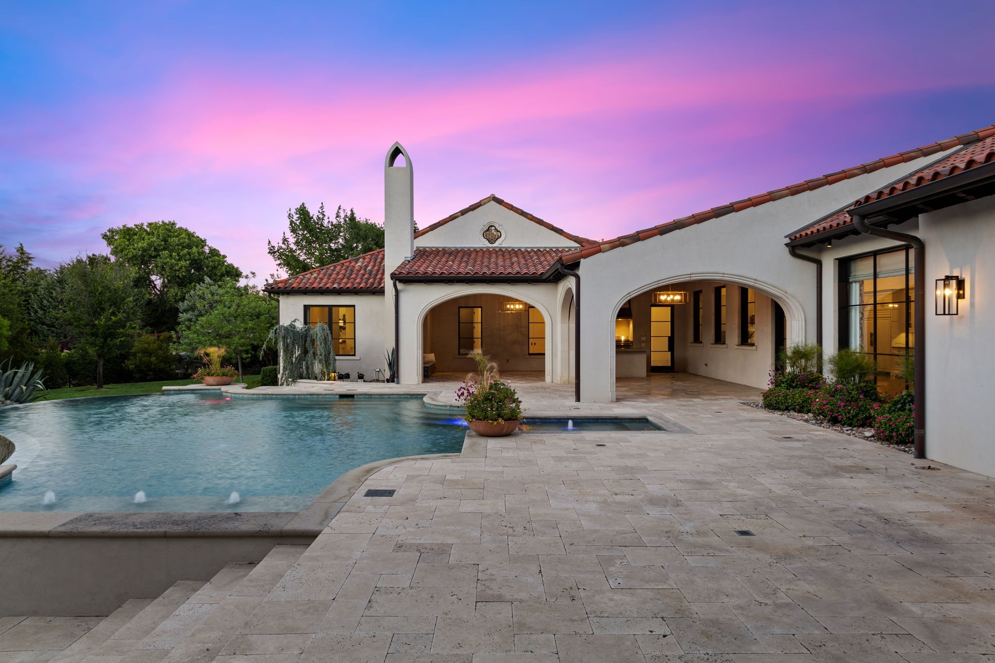 2000 Brazos Court