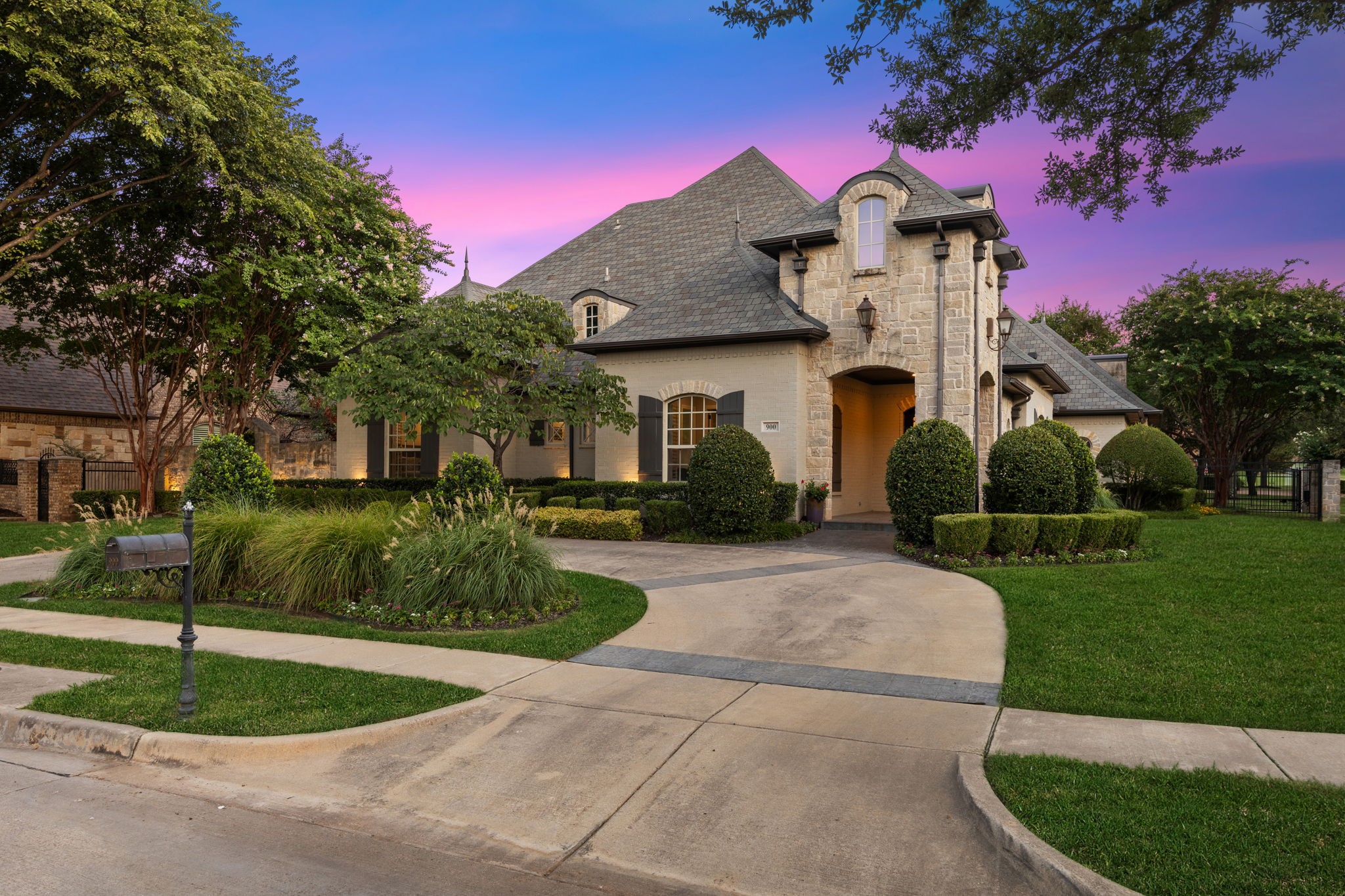 900 Aspen Ridge Drive