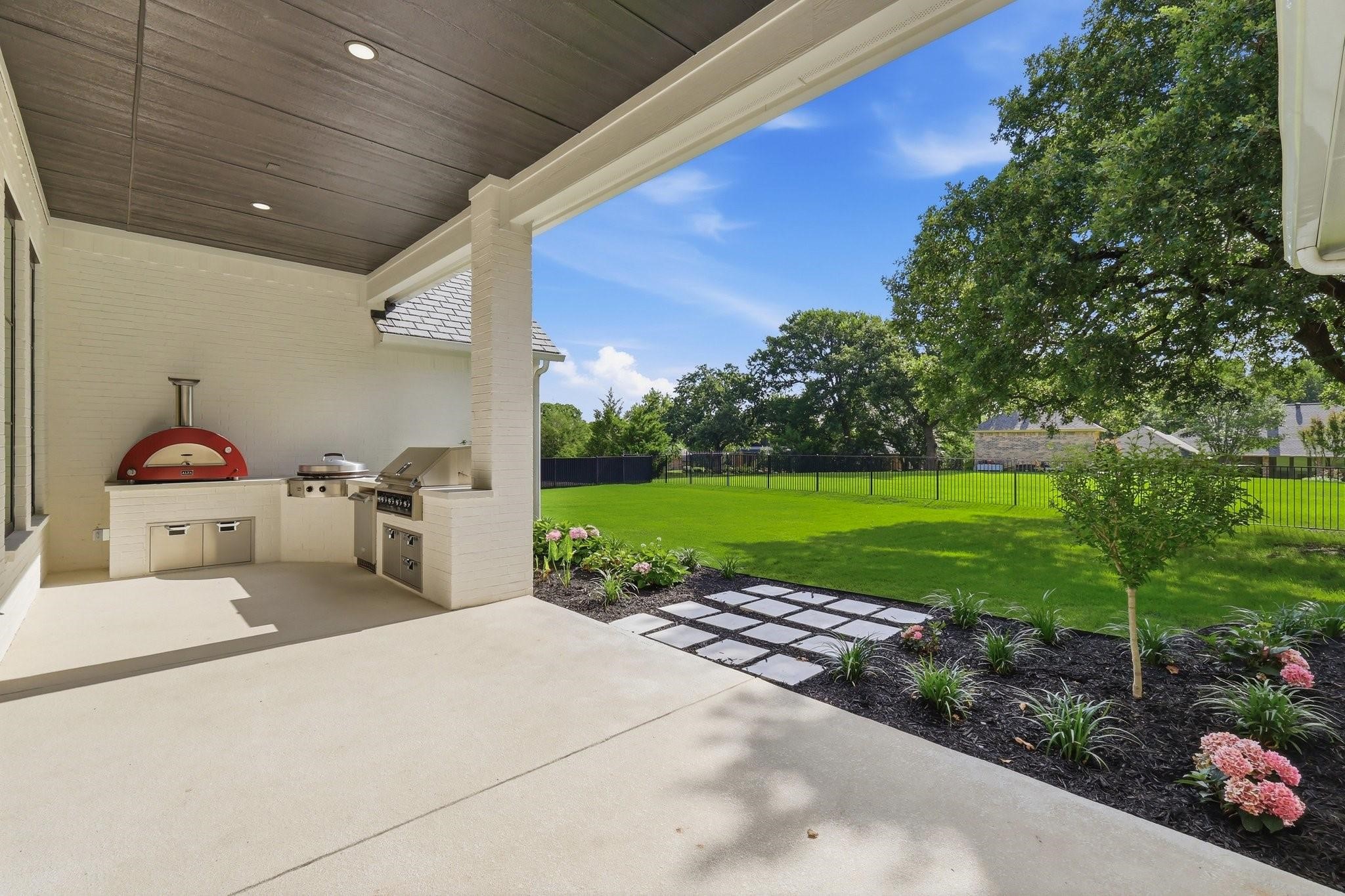 4500 Saddlewood Drive