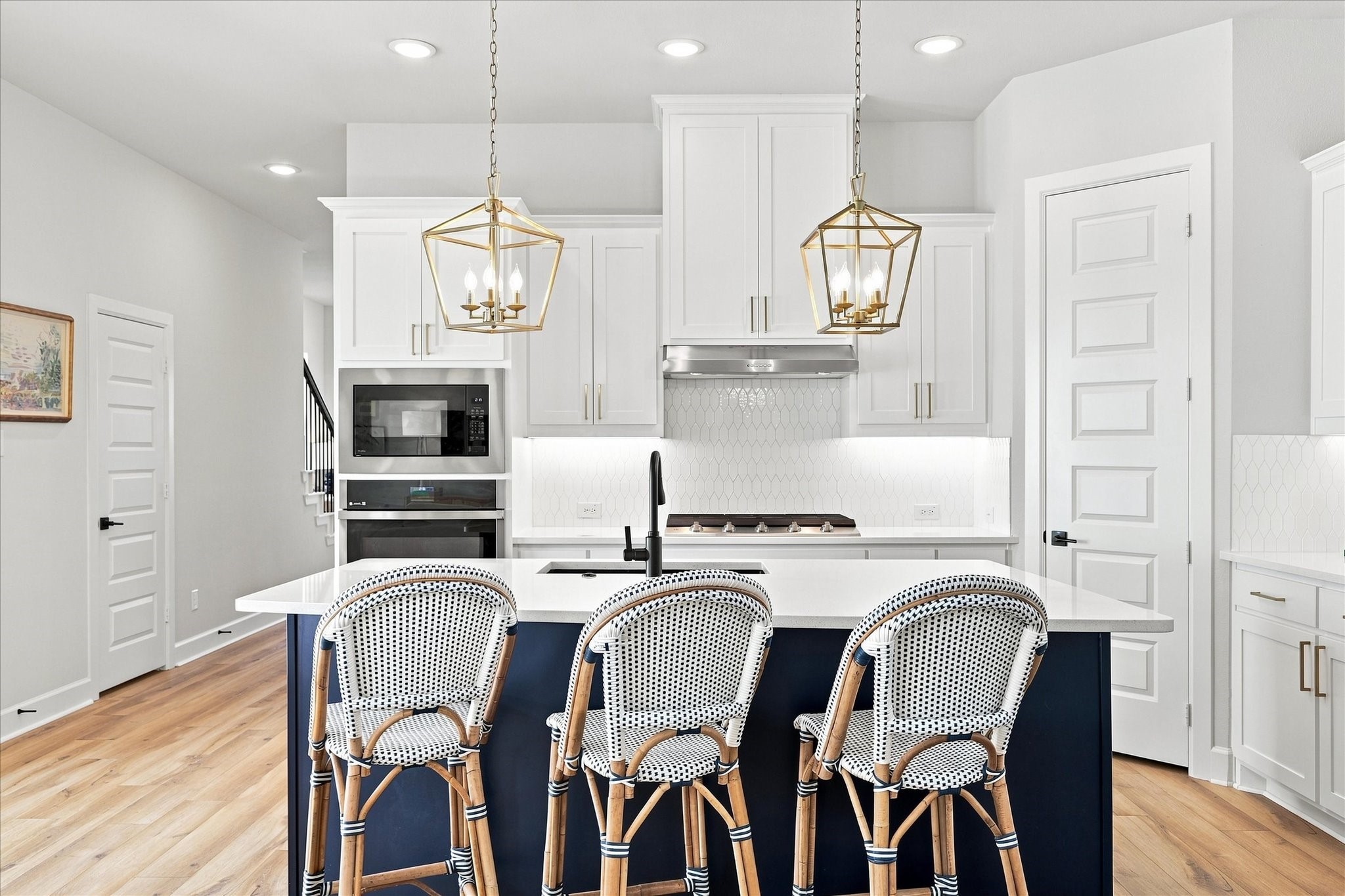 6132 Mayfair Mews
