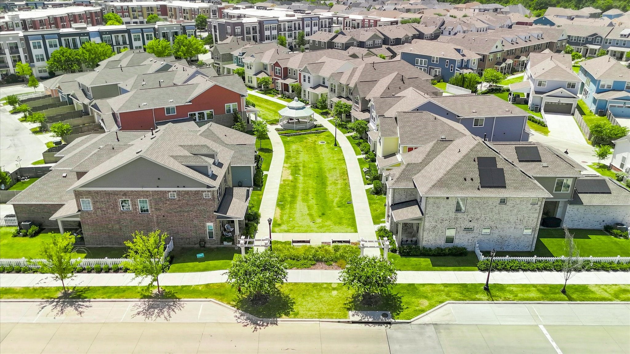 6132 Mayfair Mews